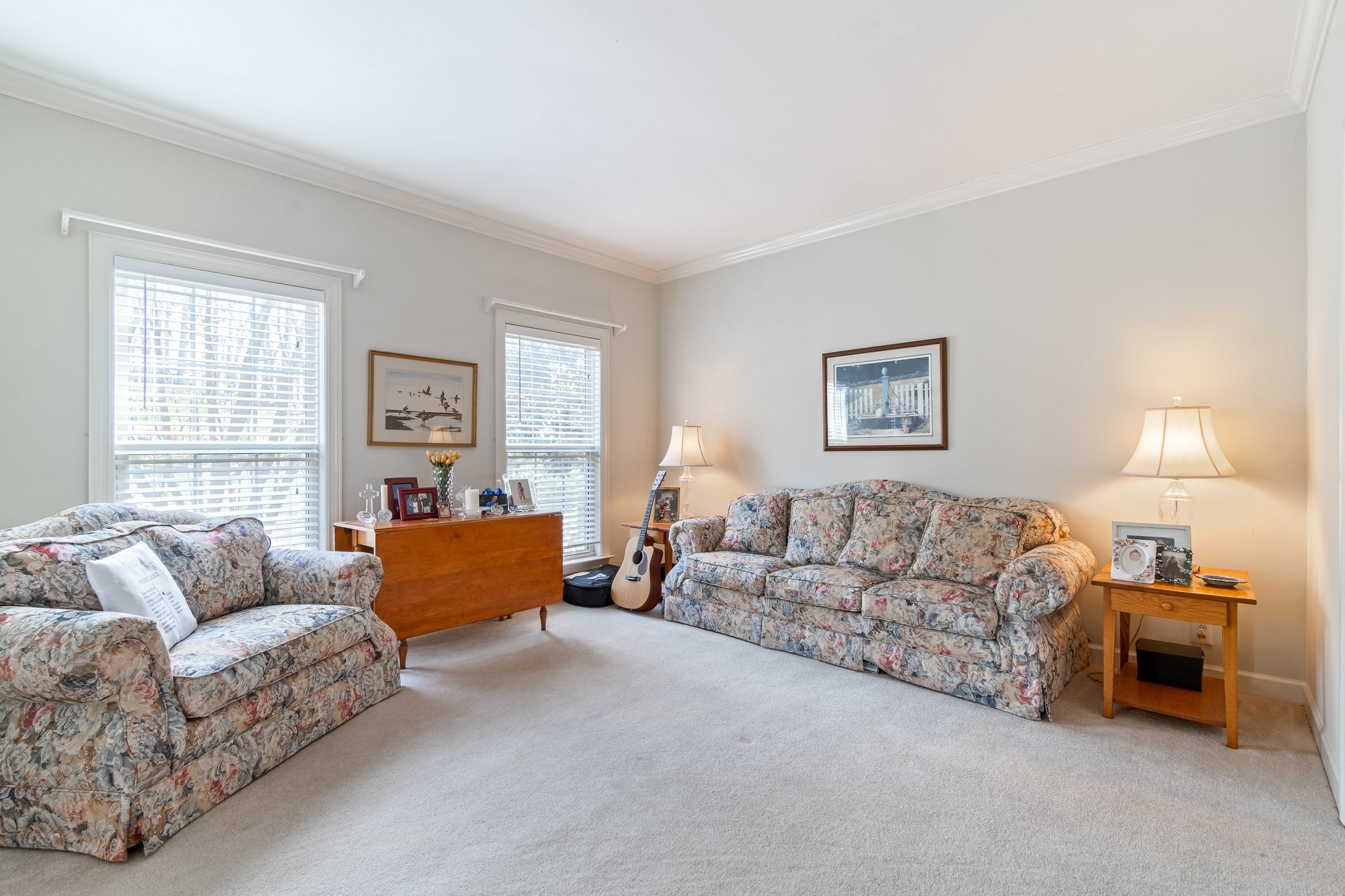 4259 Warren Rd