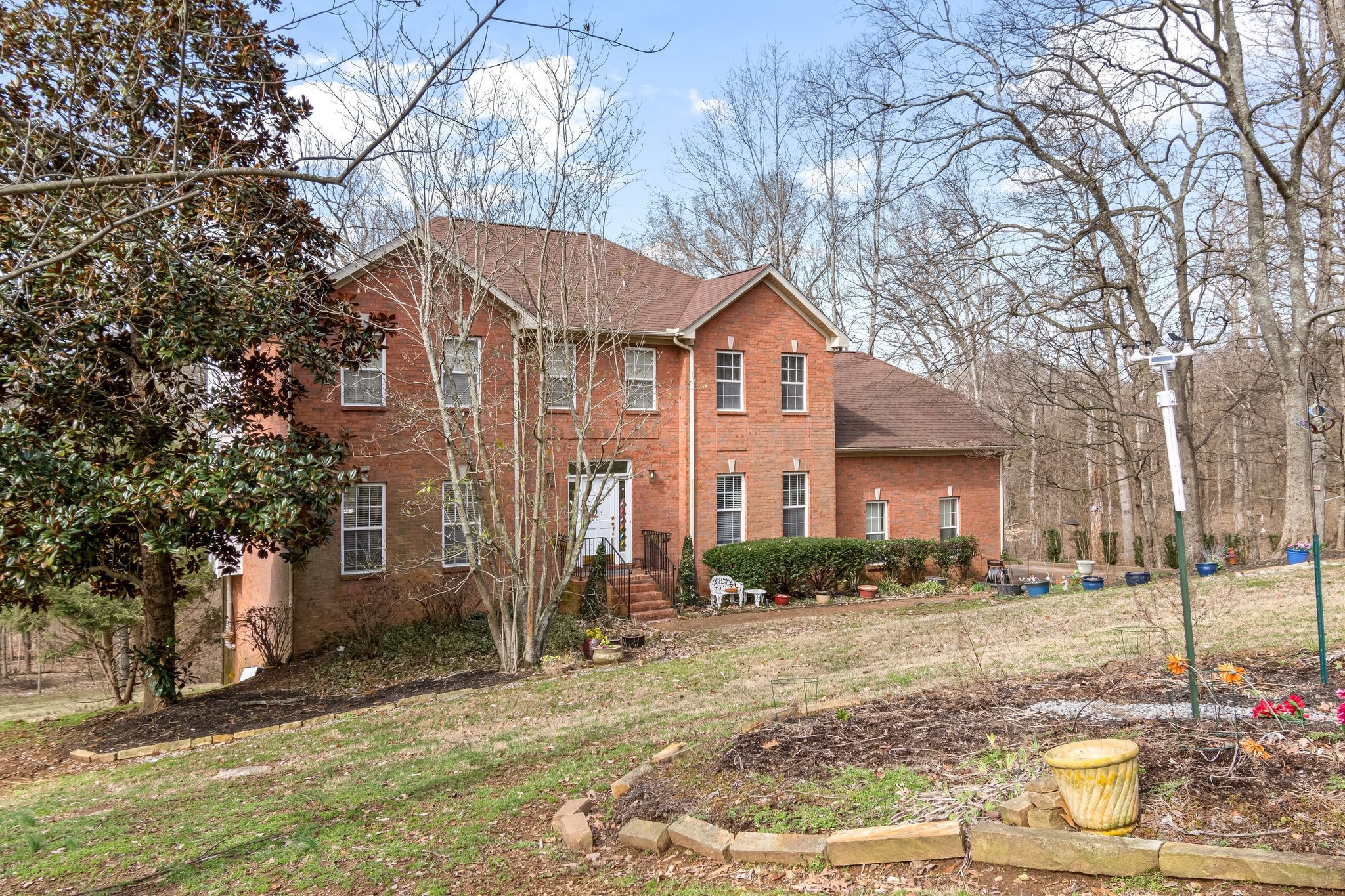 4259 Warren Rd