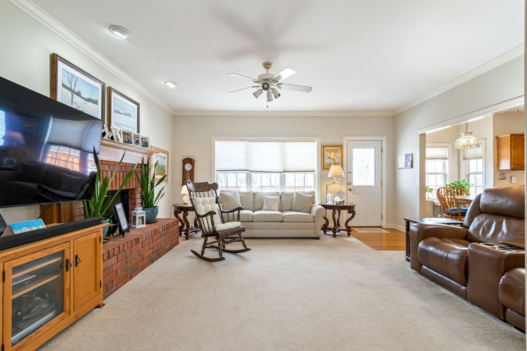 4259 Warren Rd