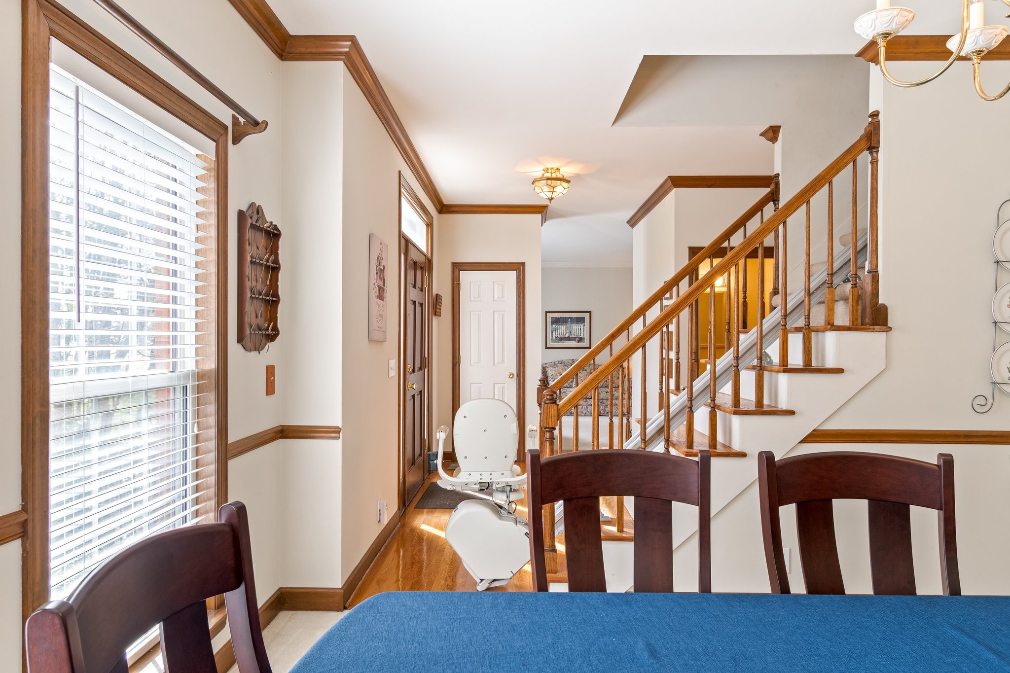 4259 Warren Rd