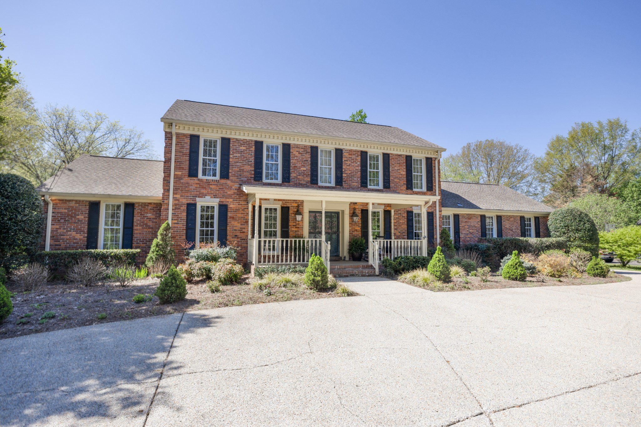 2409 McIntyre Ct