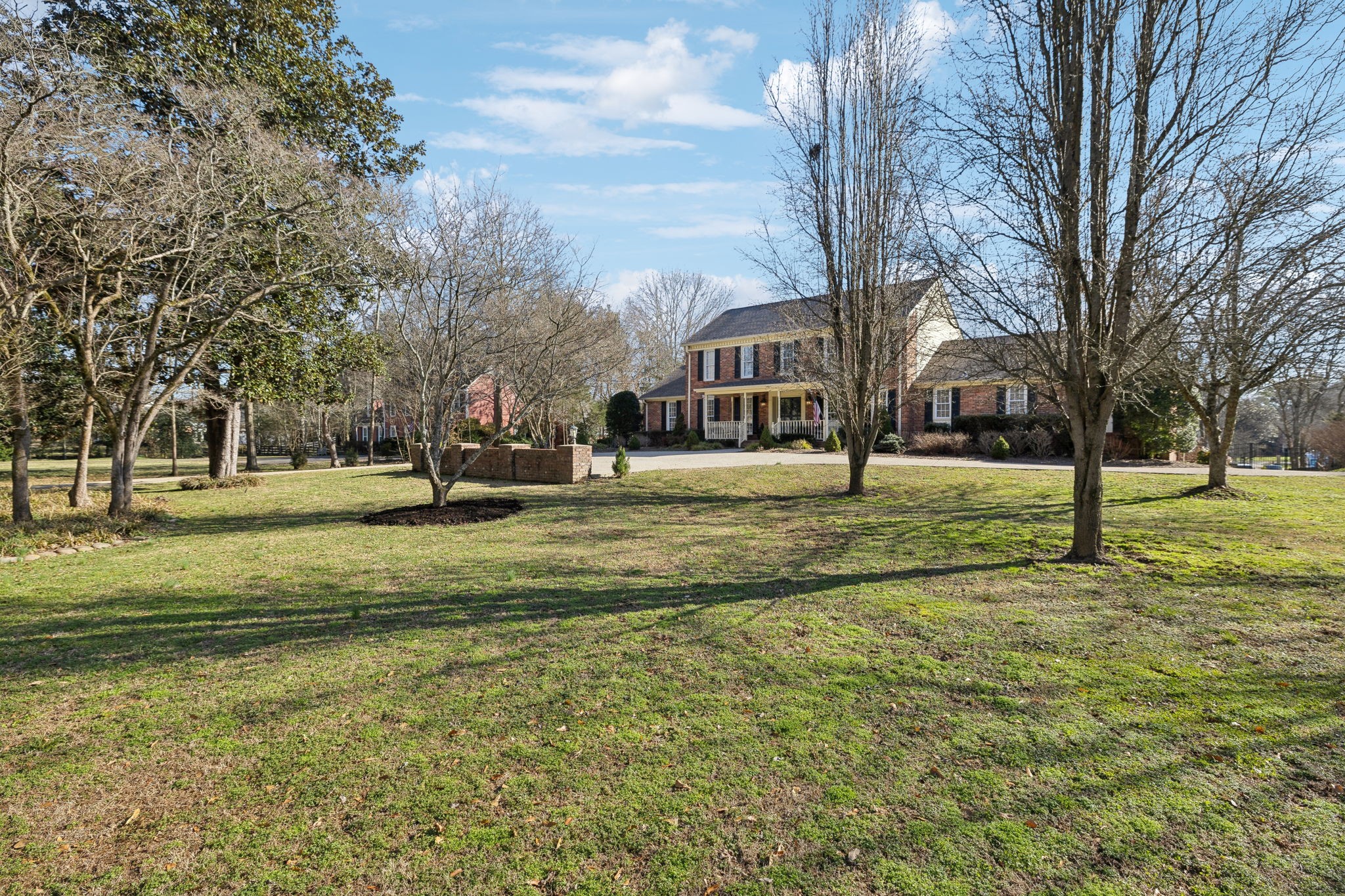 2409 McIntyre Ct