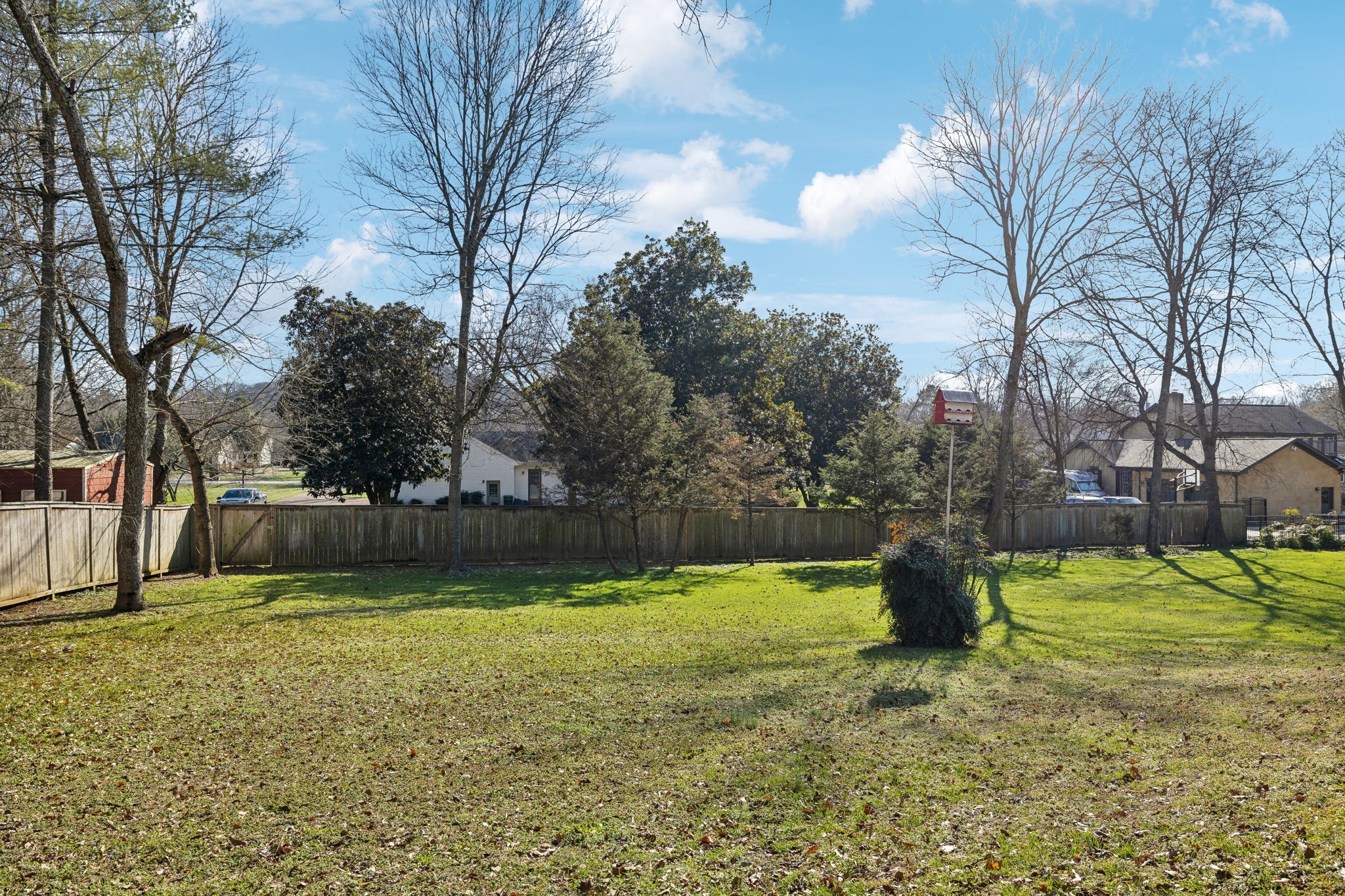 2409 McIntyre Ct