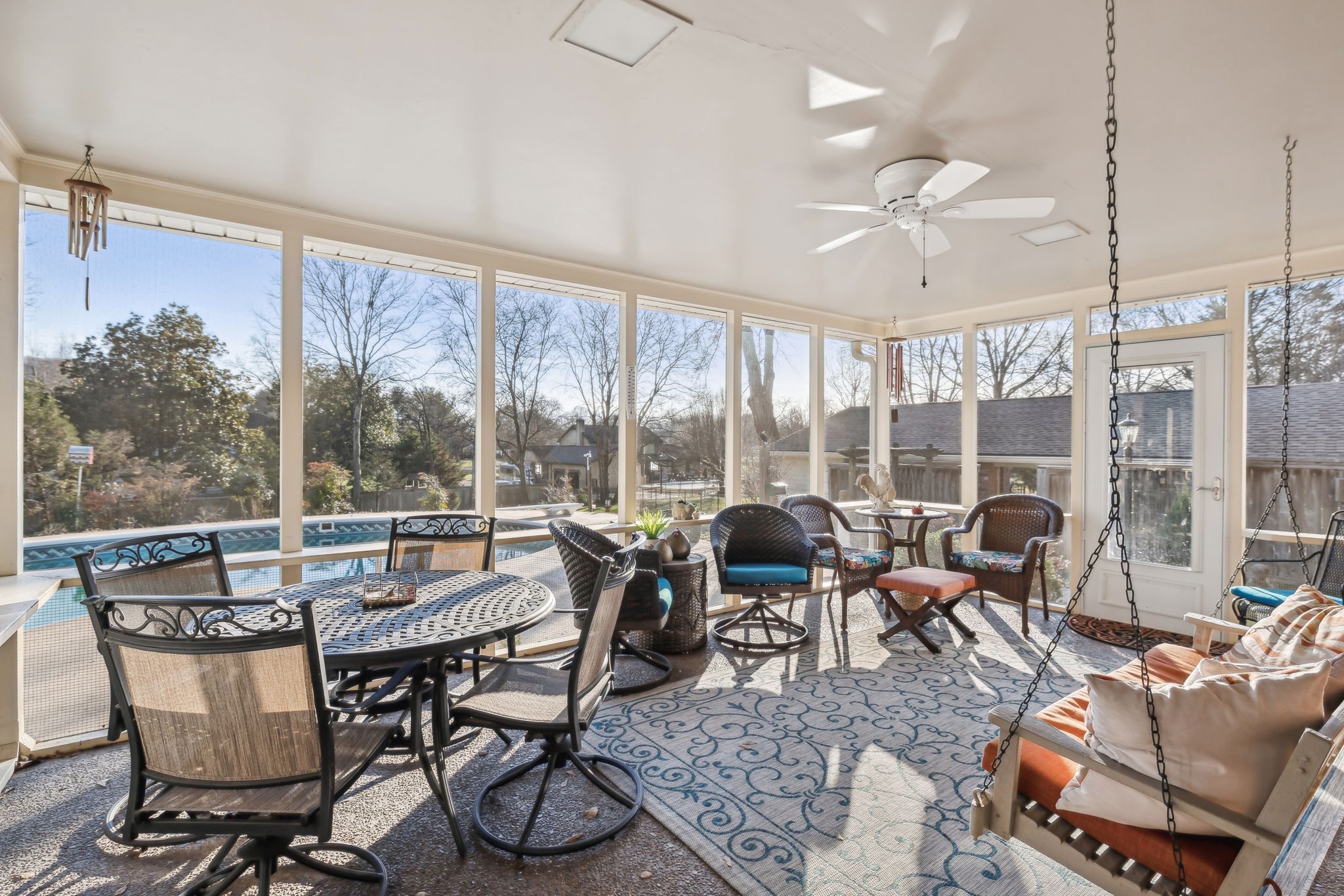 2409 McIntyre Ct