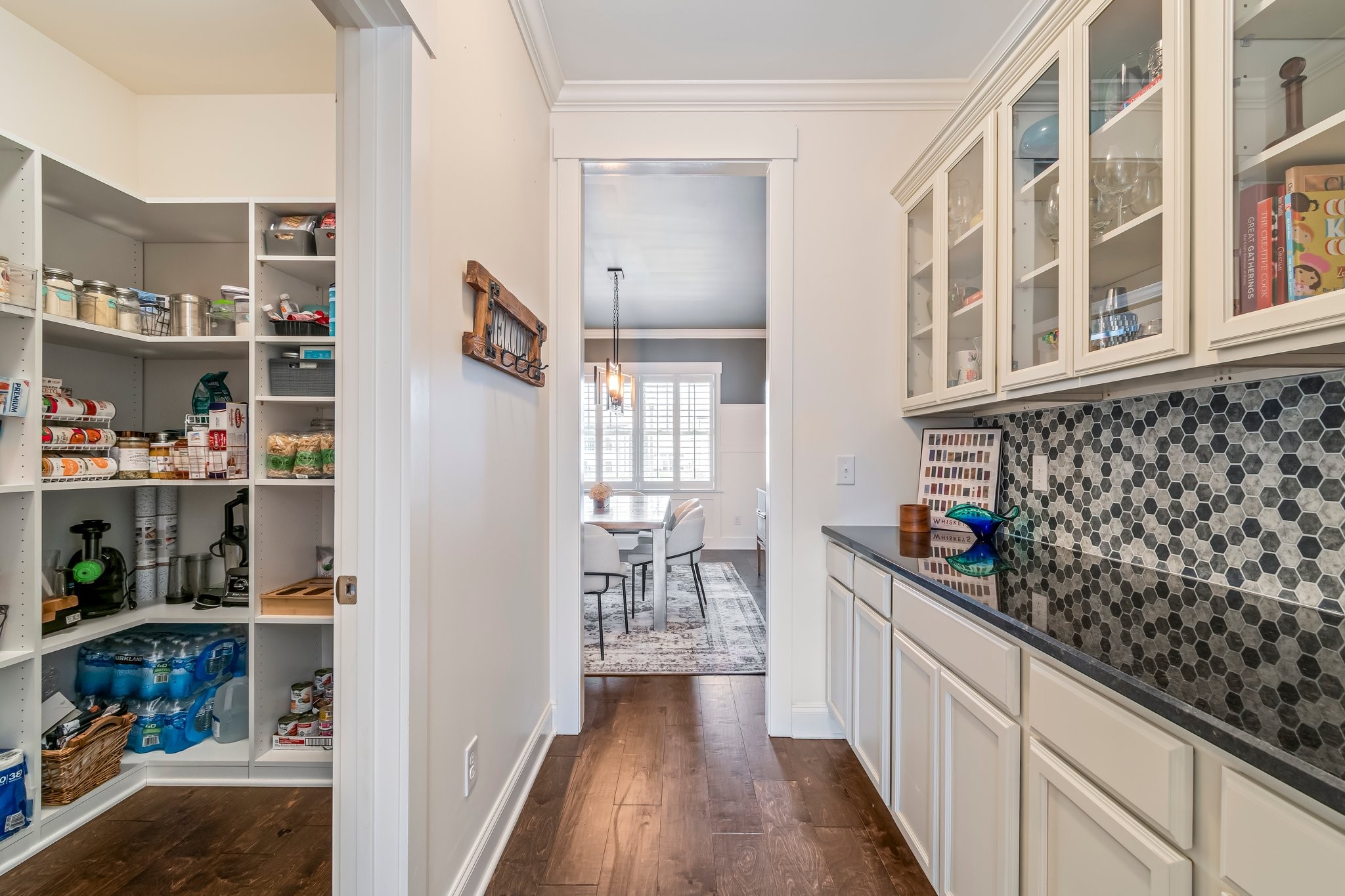 3038 Farmhouse Dr