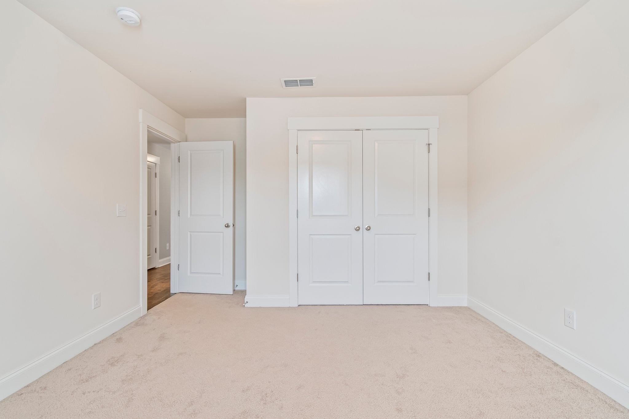 3038 Farmhouse Dr