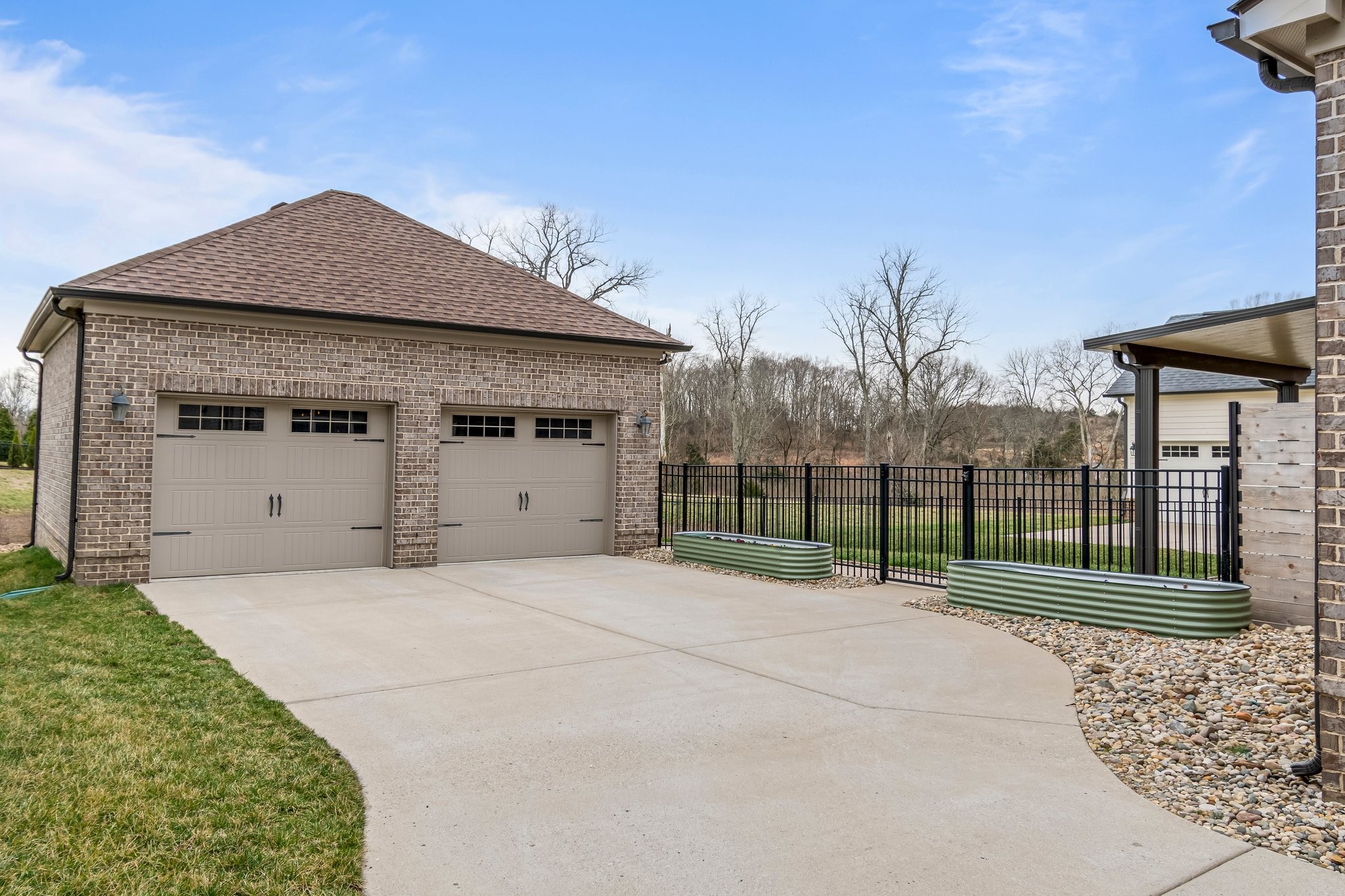 3038 Farmhouse Dr
