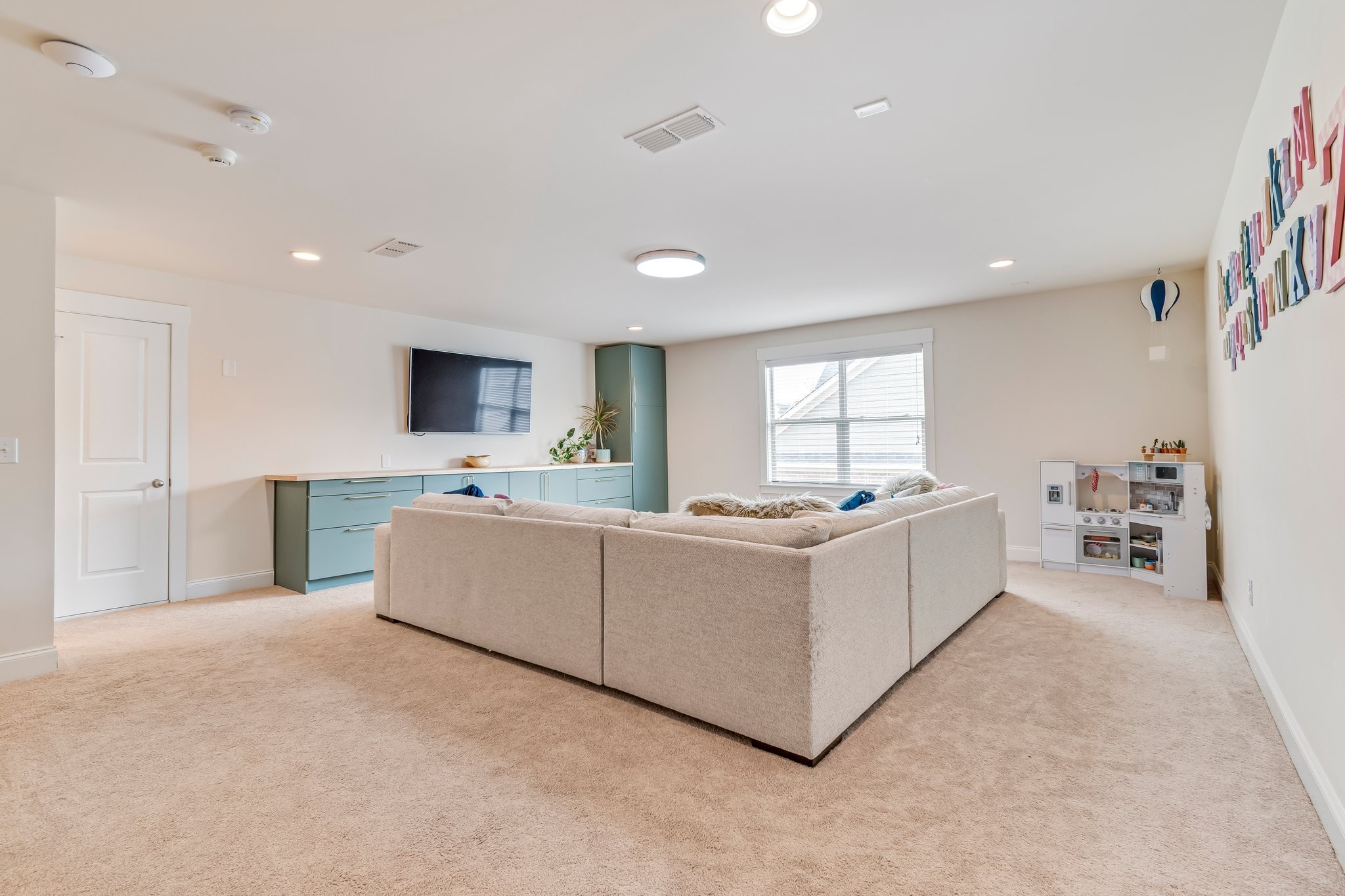 3038 Farmhouse Dr