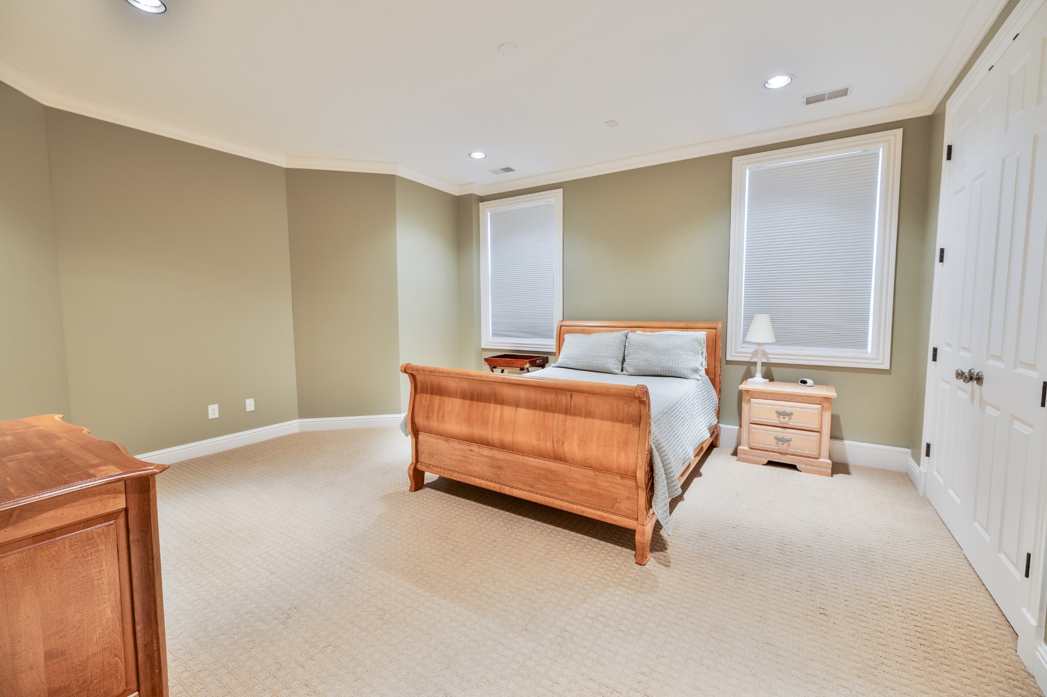 640 Legends Crest Dr