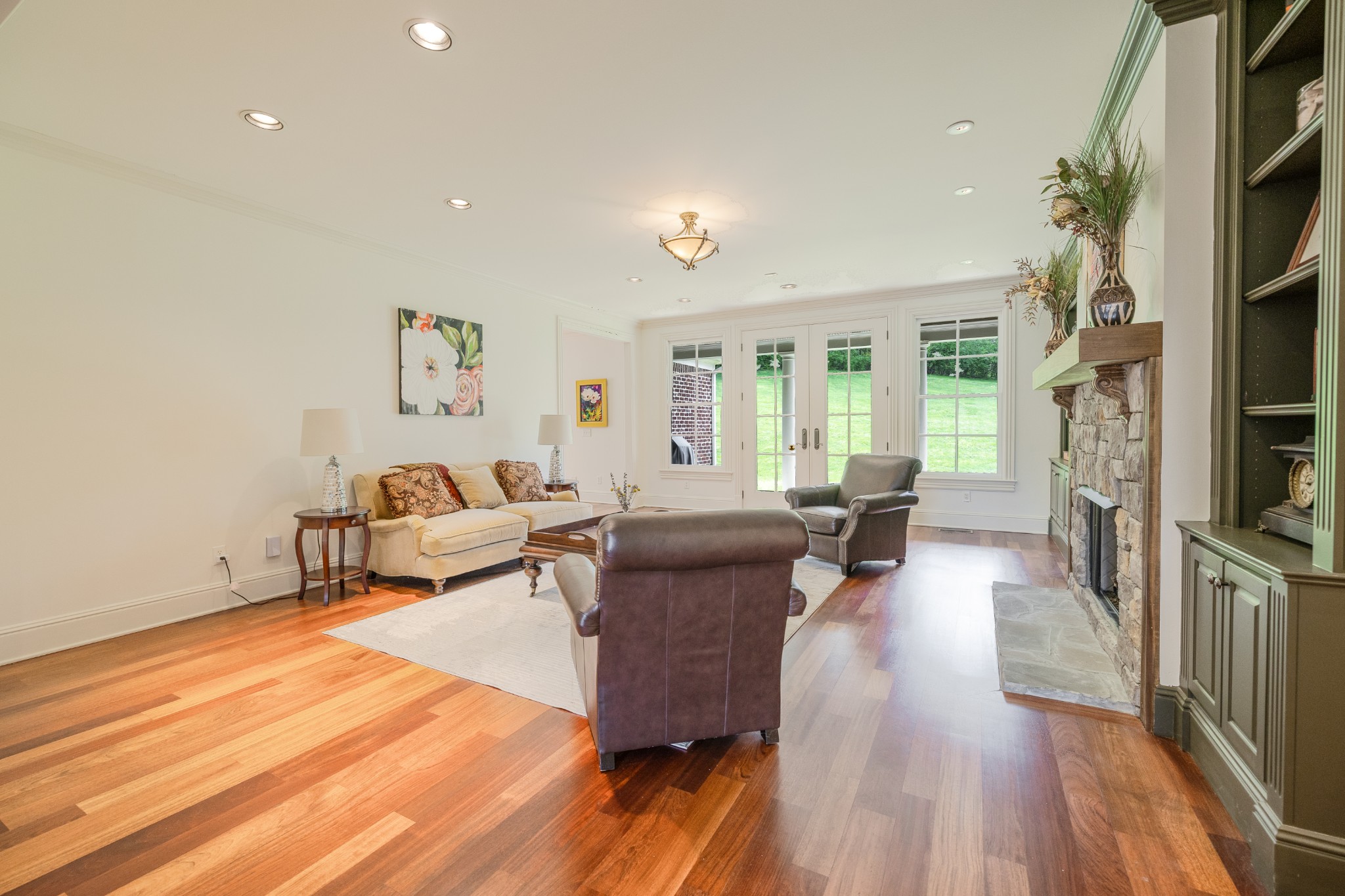 640 Legends Crest Dr