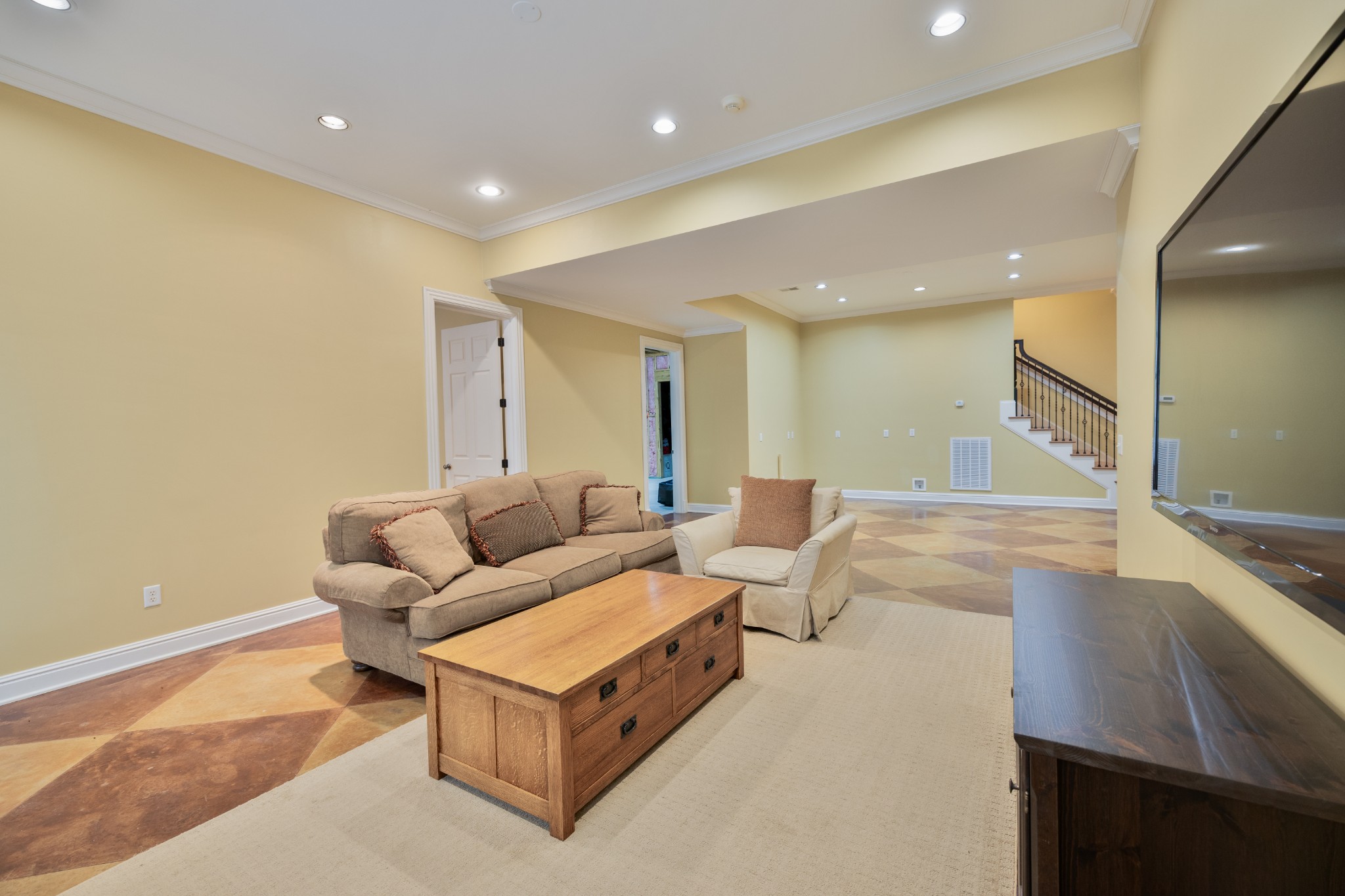 640 Legends Crest Dr