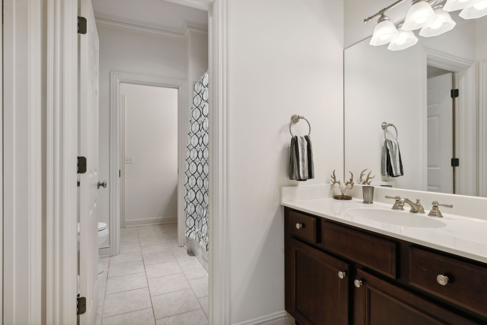 640 Legends Crest Dr