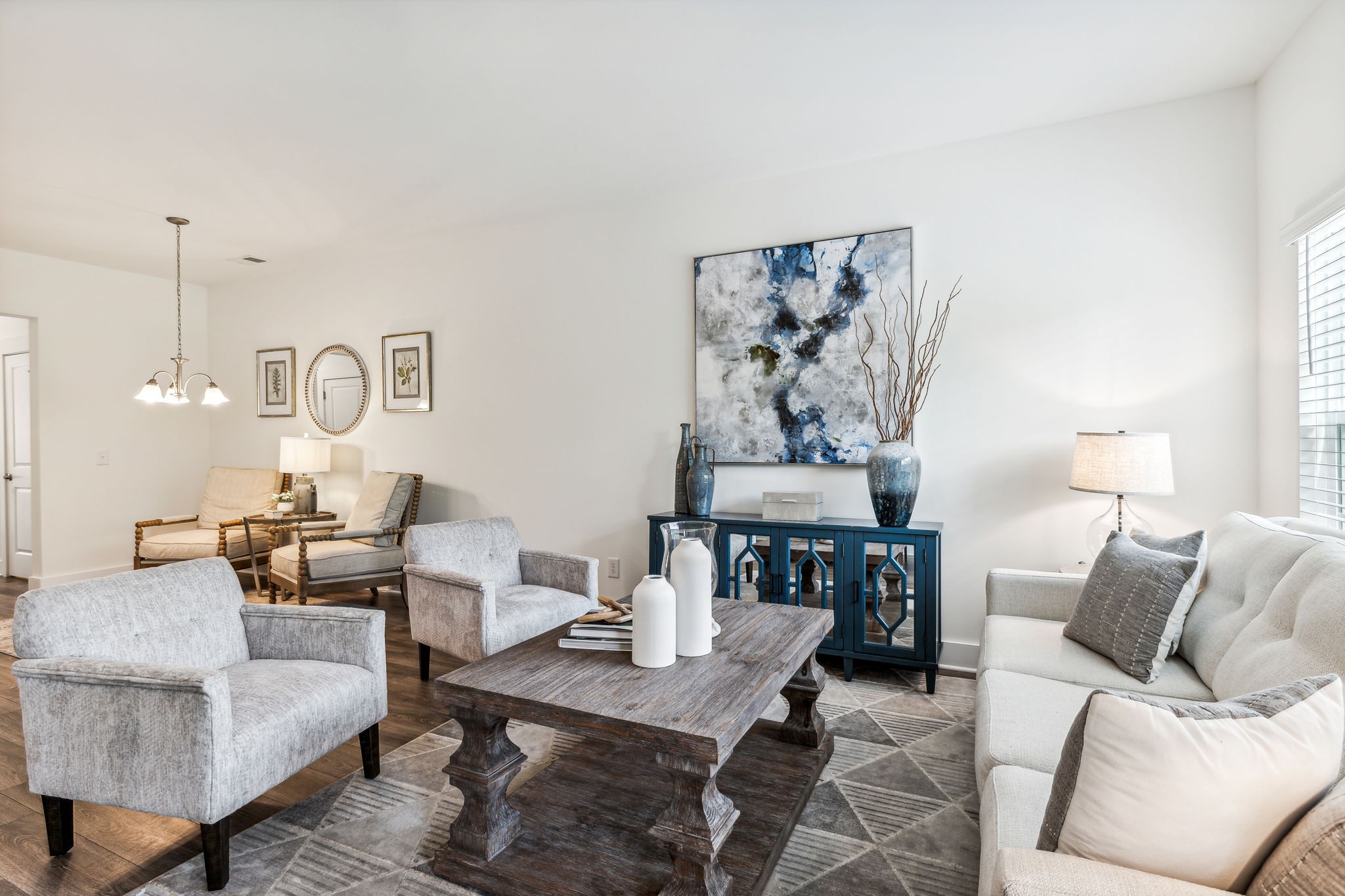 1098 Sweetleaf Dr