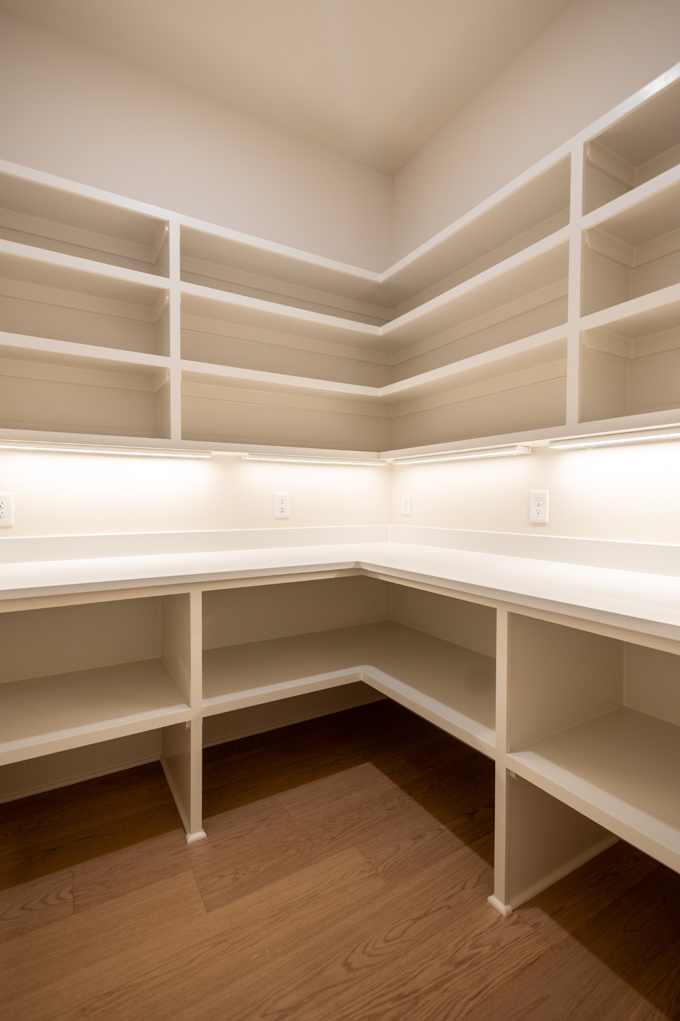 6075 Porters Union Way