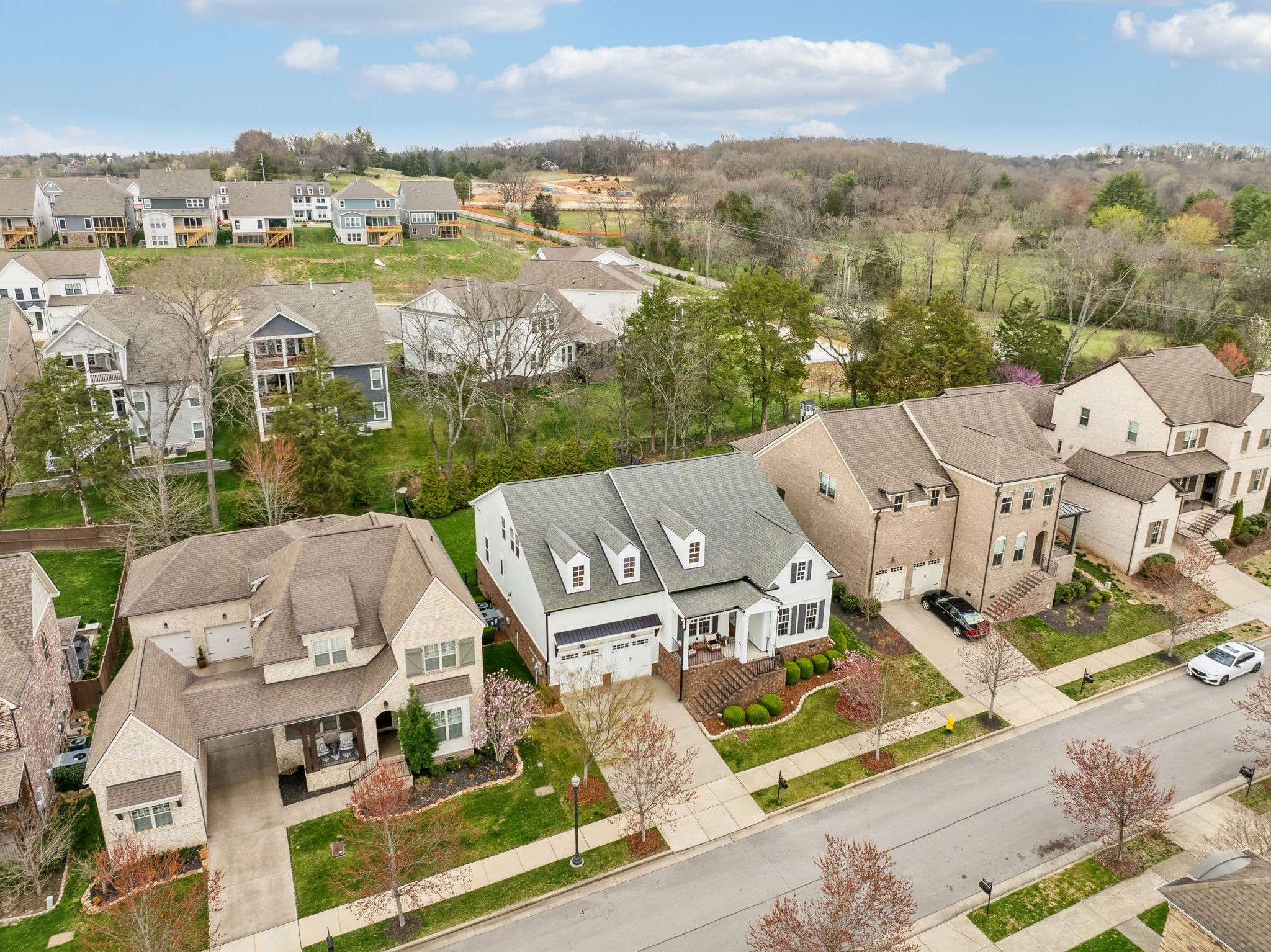 807 Caledonian Ct