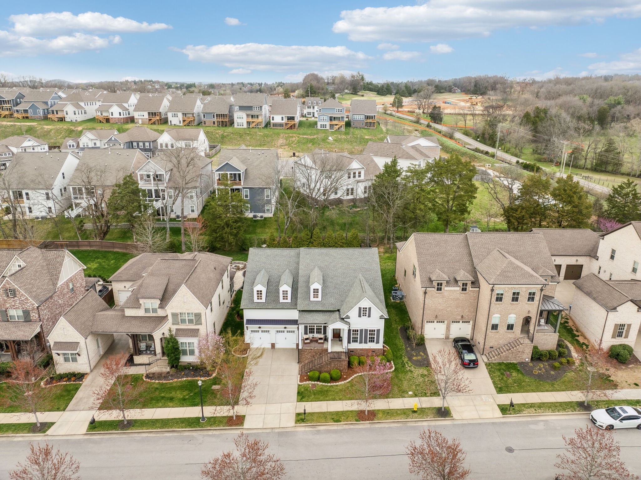 807 Caledonian Ct