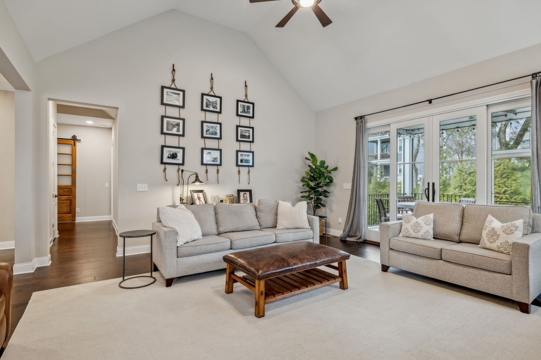807 Caledonian Ct