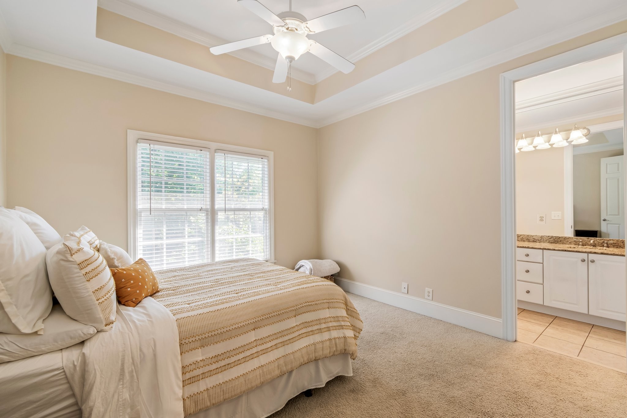 494 Beauchamp Cir