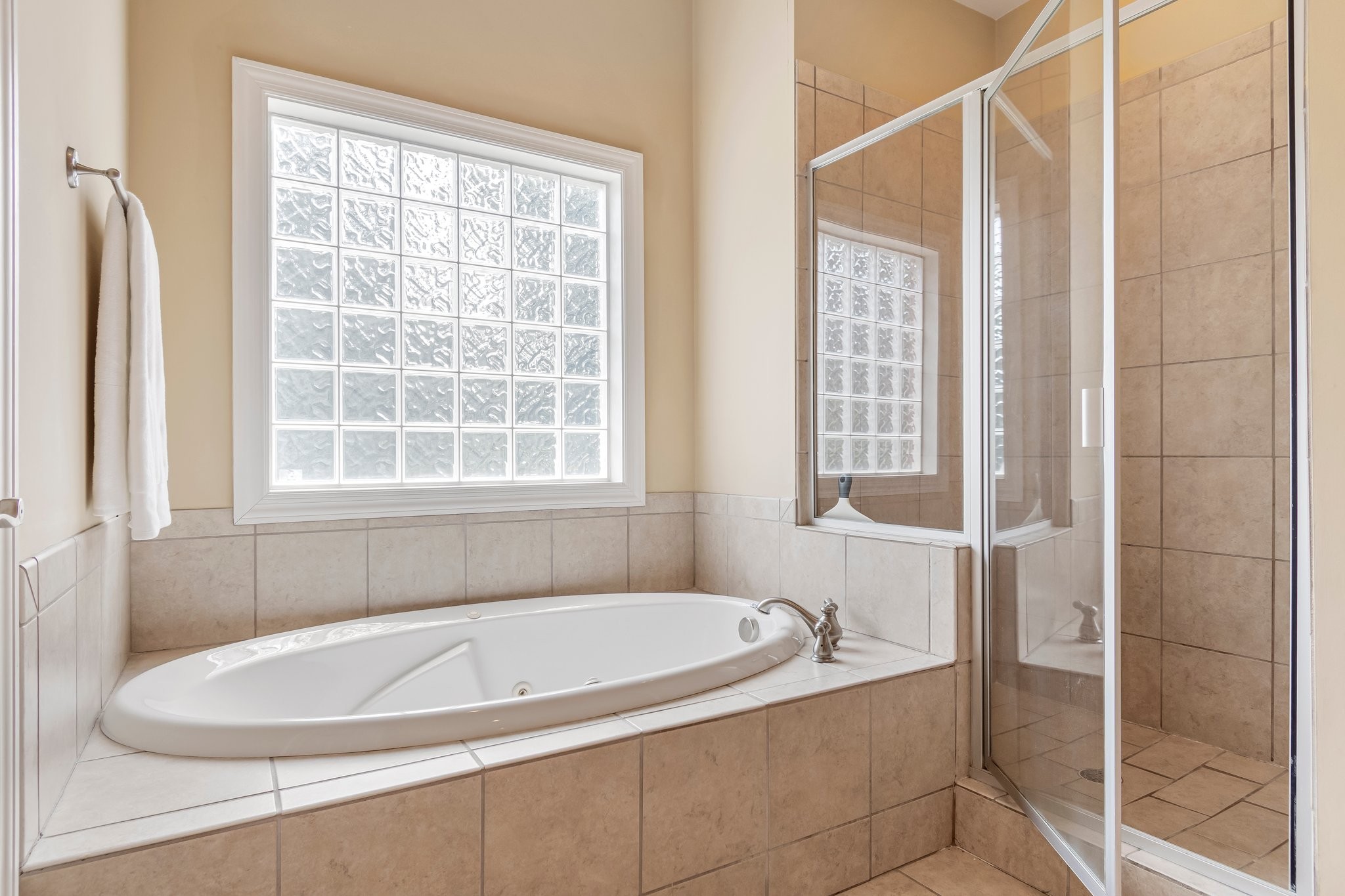 494 Beauchamp Cir