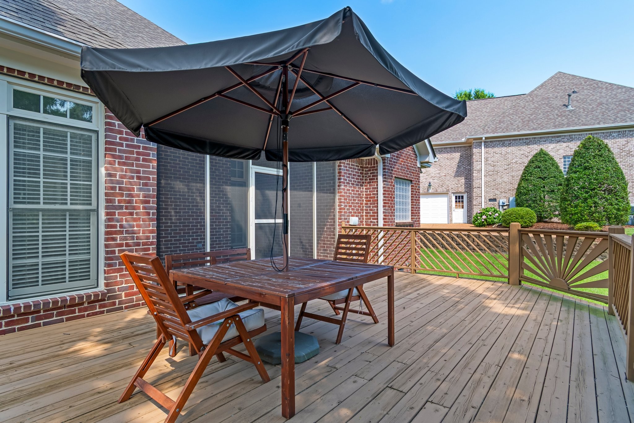494 Beauchamp Cir