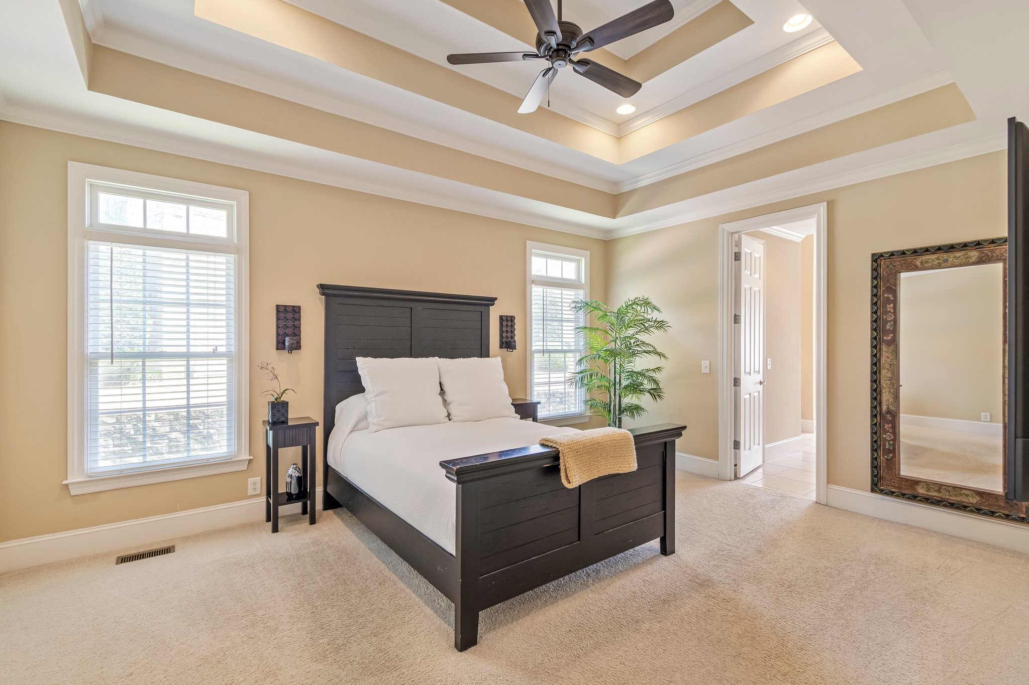 494 Beauchamp Cir