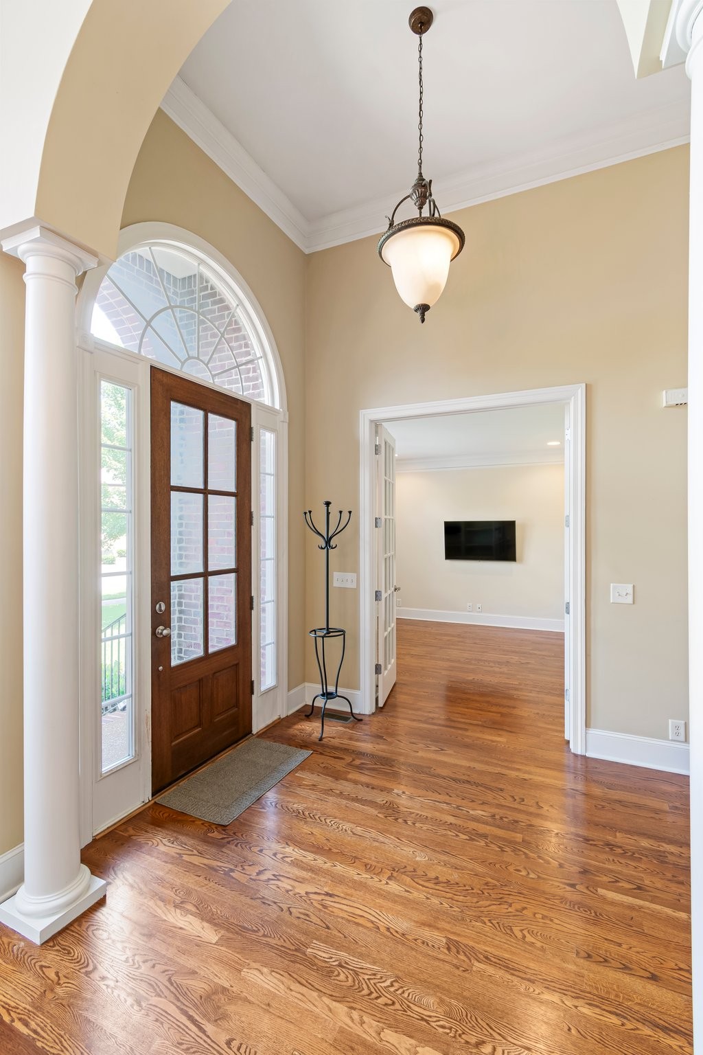 494 Beauchamp Cir