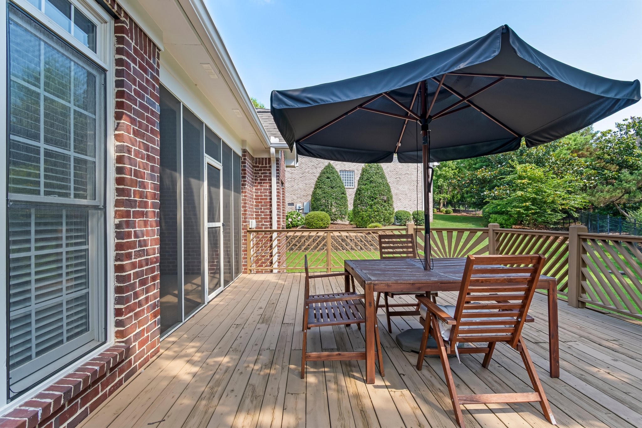 494 Beauchamp Cir