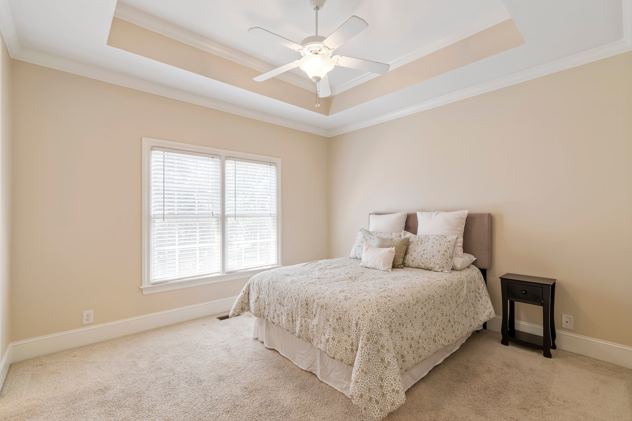 494 Beauchamp Cir
