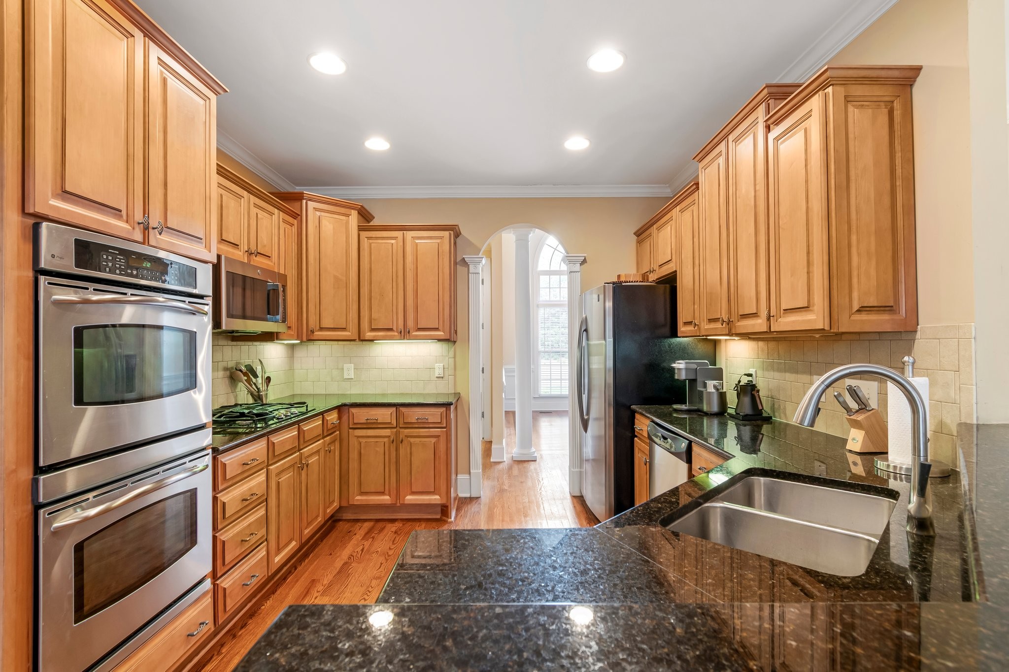494 Beauchamp Cir