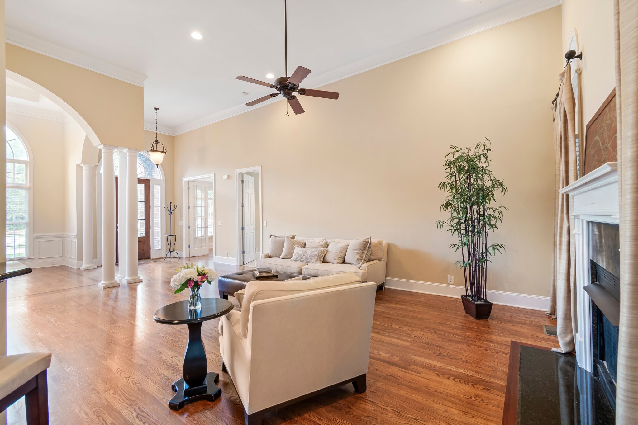 494 Beauchamp Cir