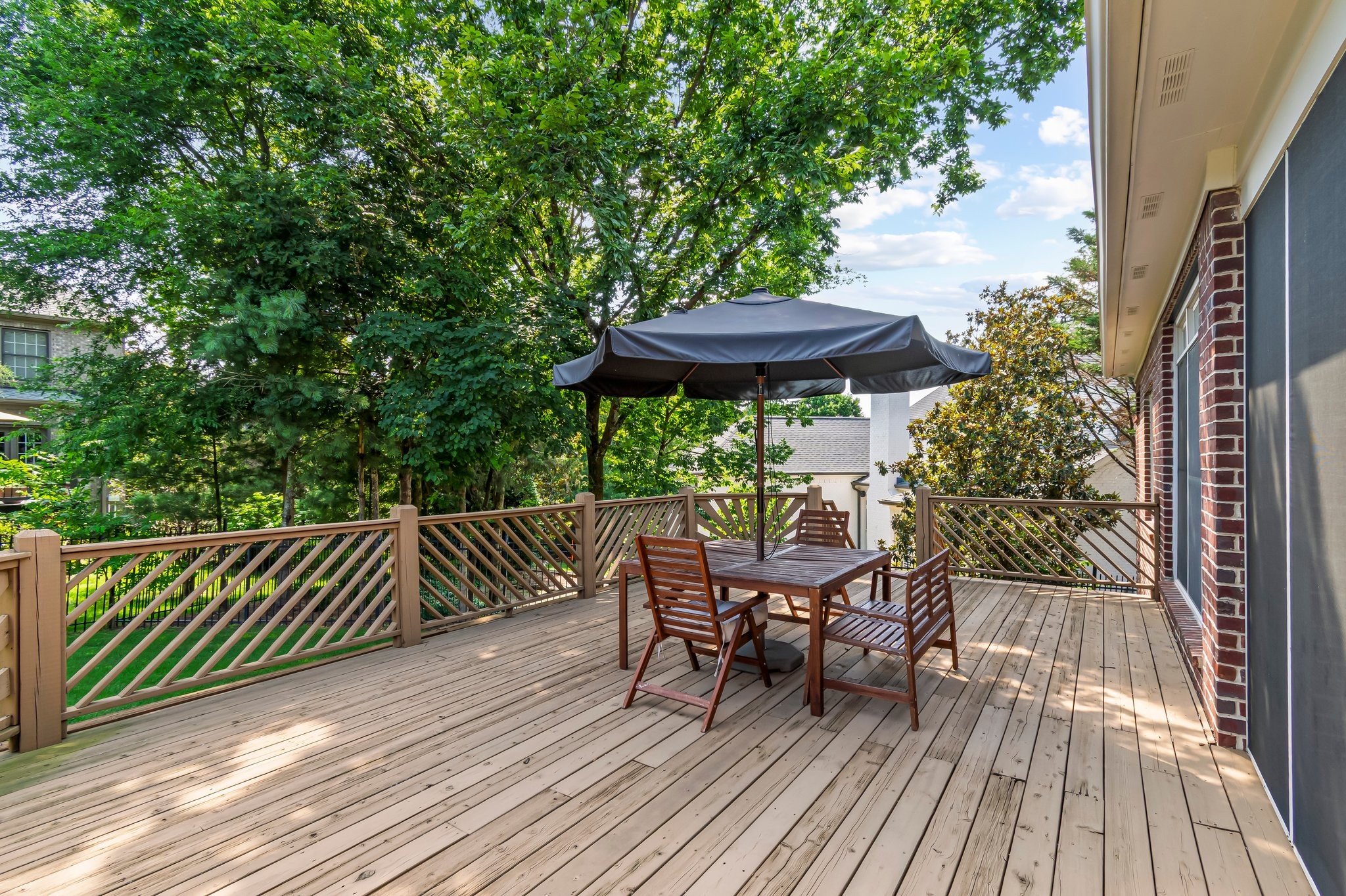 494 Beauchamp Cir