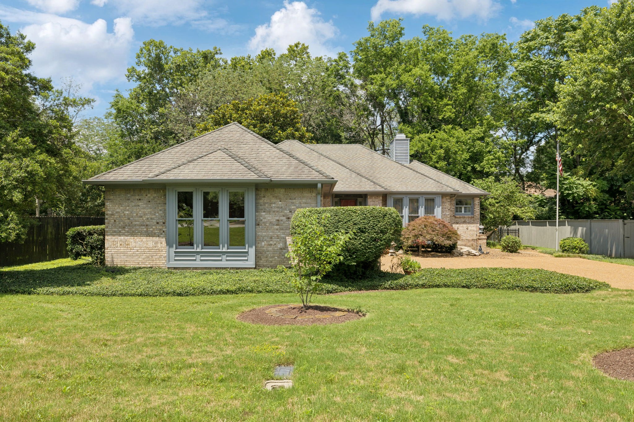 3017 Liberty Hills Dr