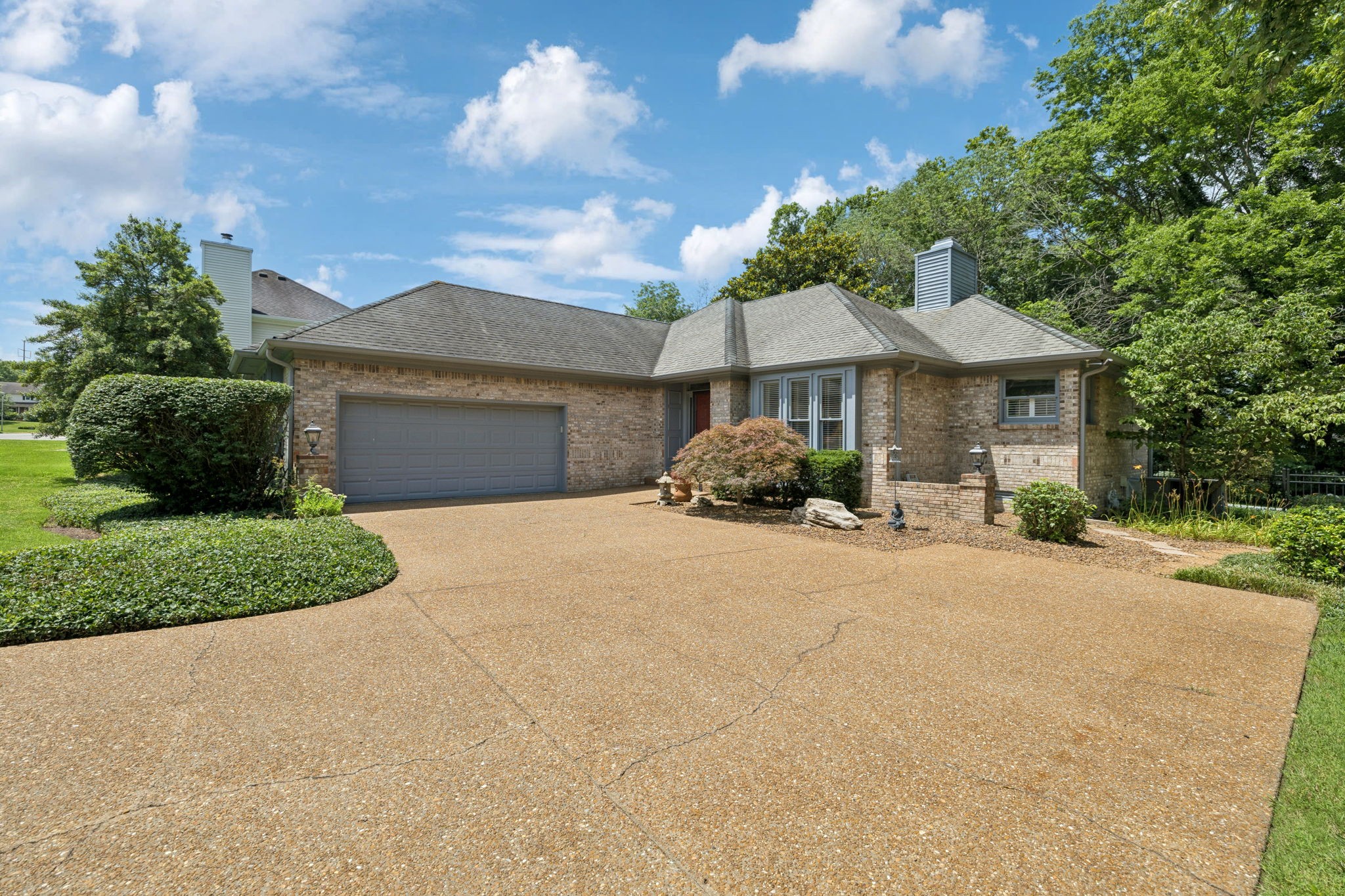 3017 Liberty Hills Dr