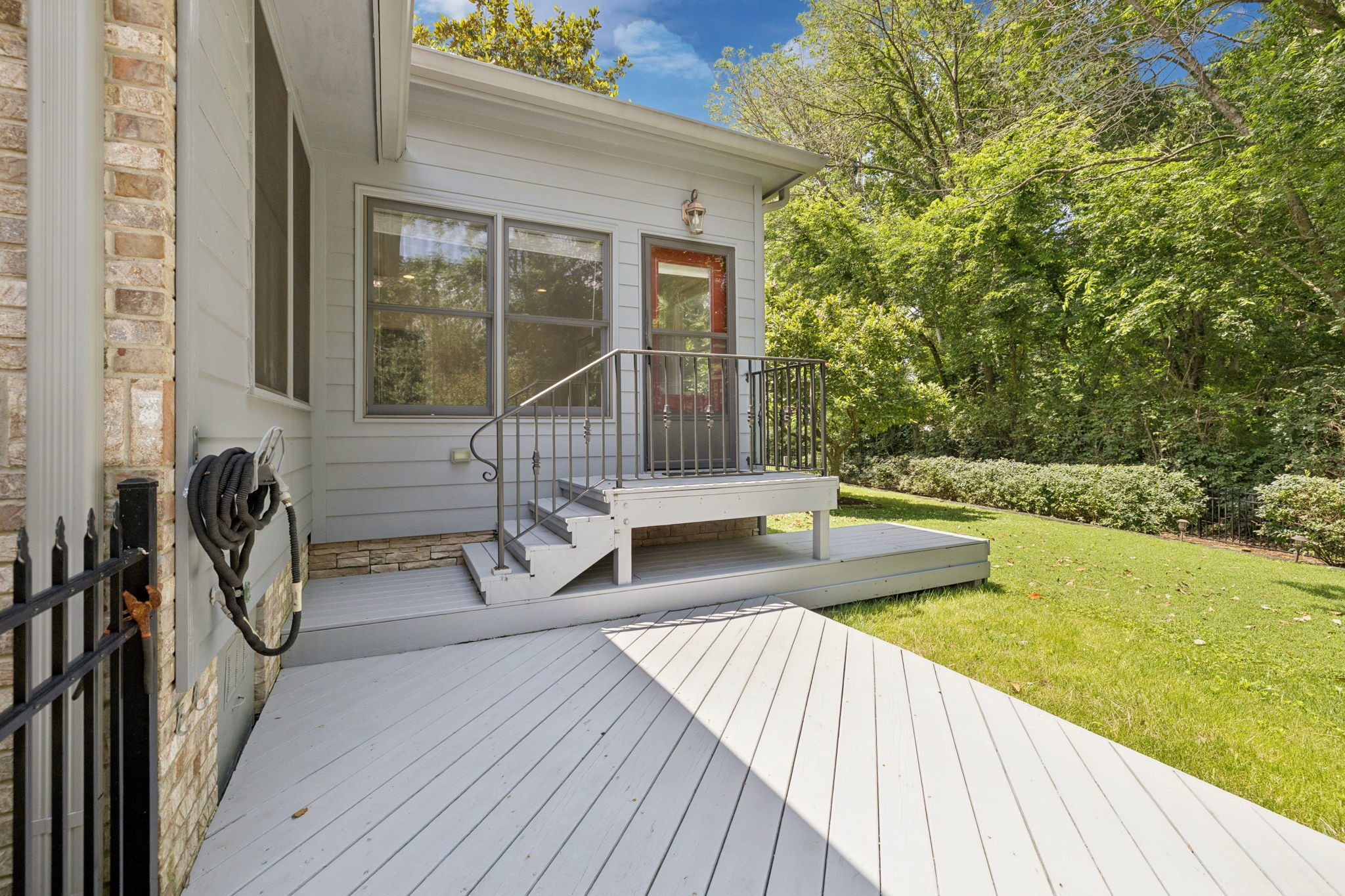 3017 Liberty Hills Dr