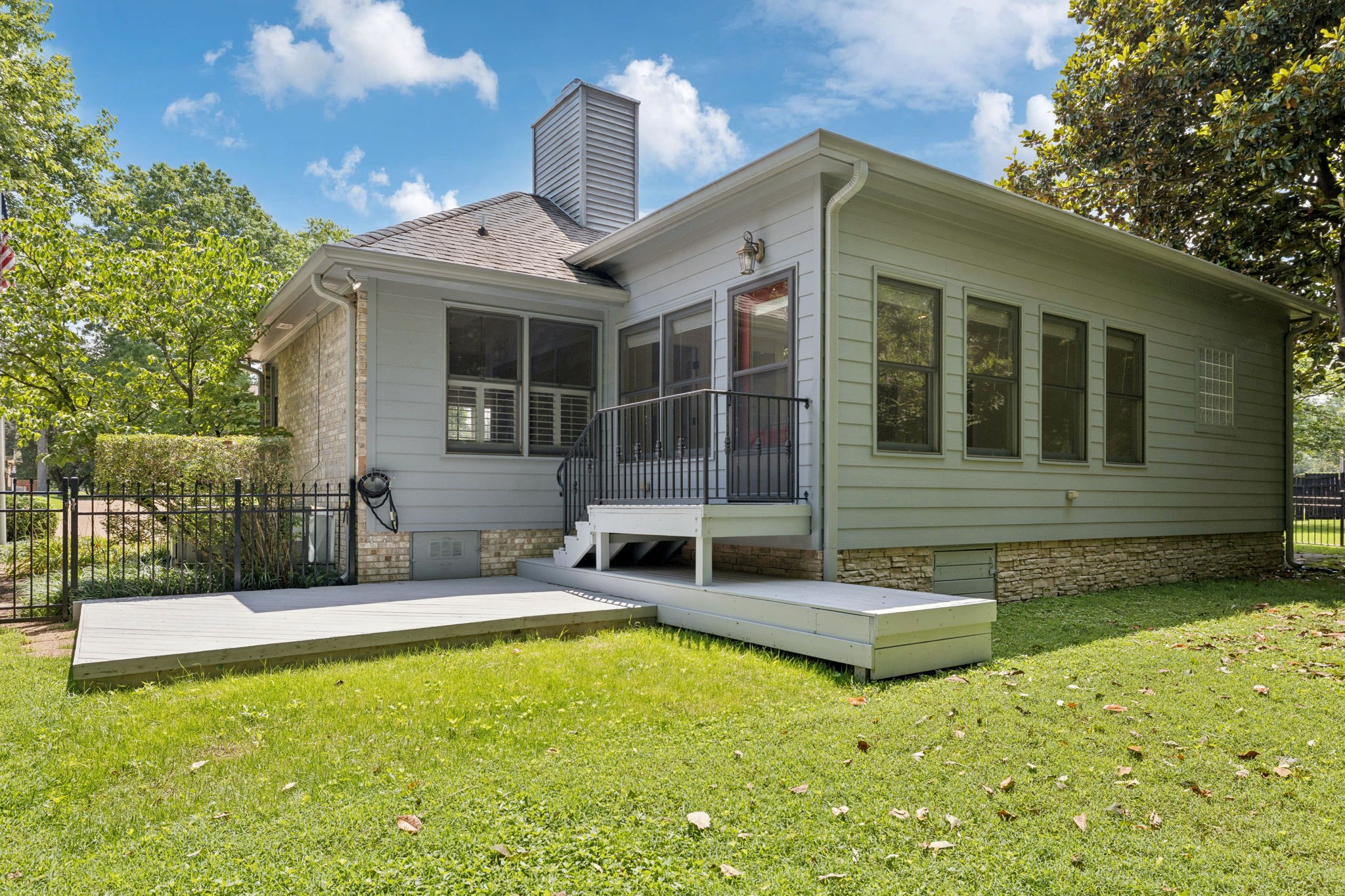 3017 Liberty Hills Dr