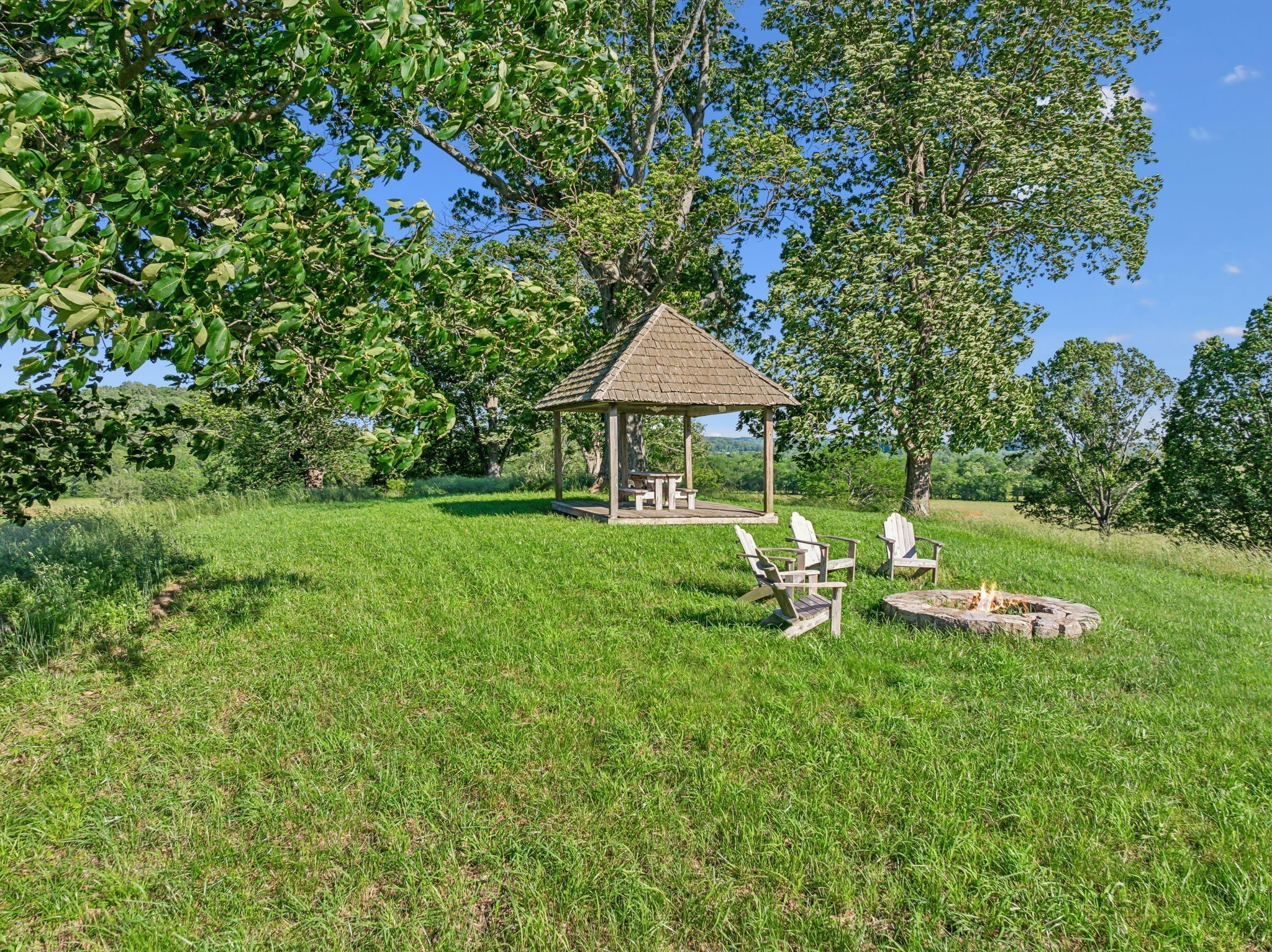 3201 Carl Rd