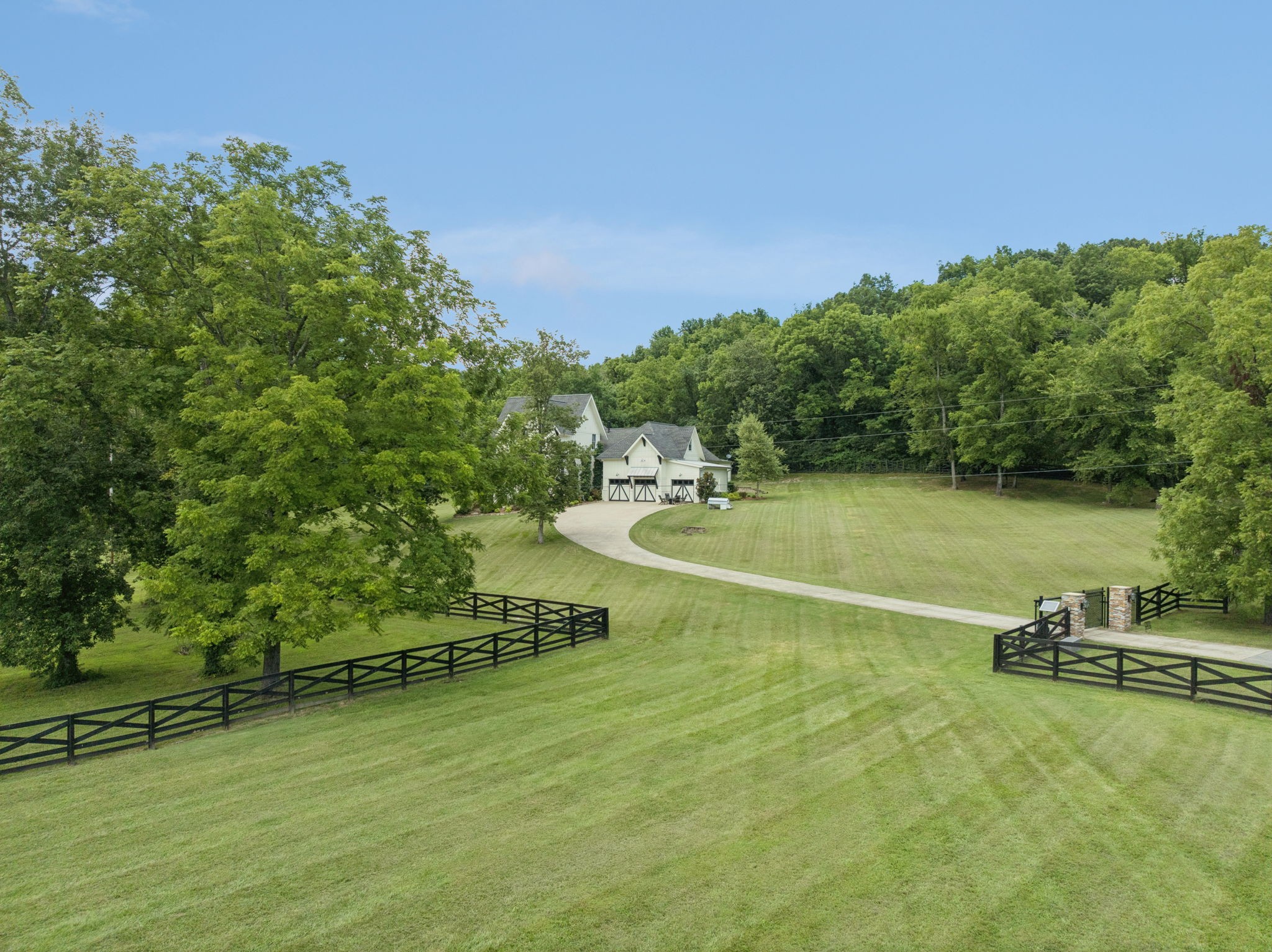 7011 Lindley Hill Ln