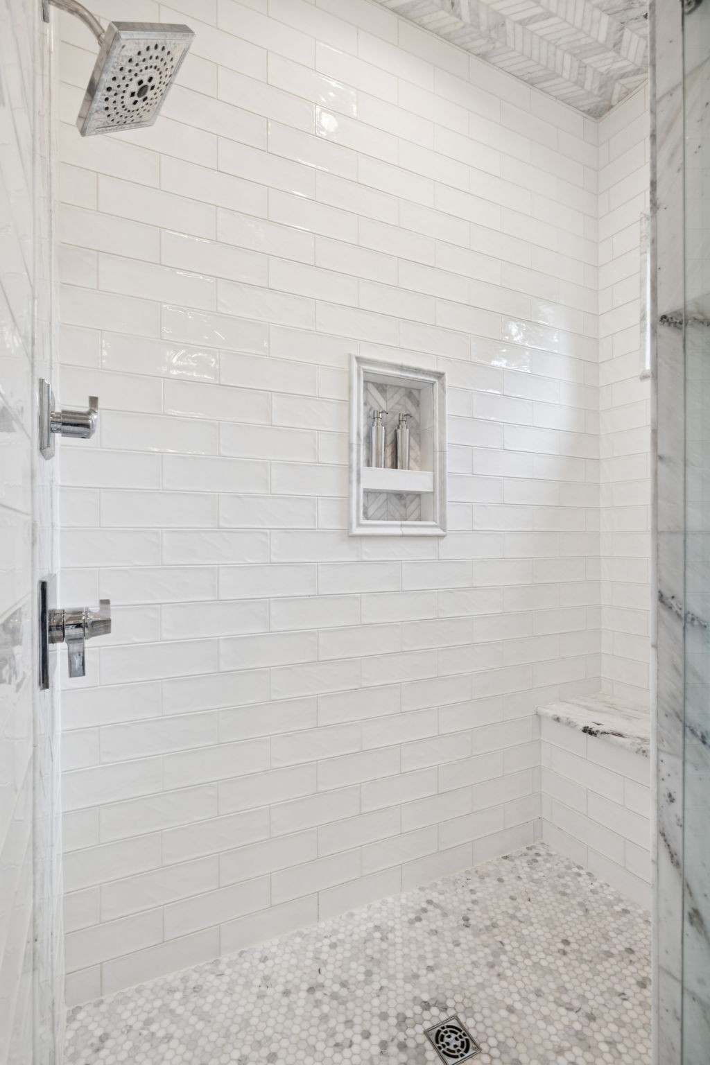 7011 Lindley Hill Ln