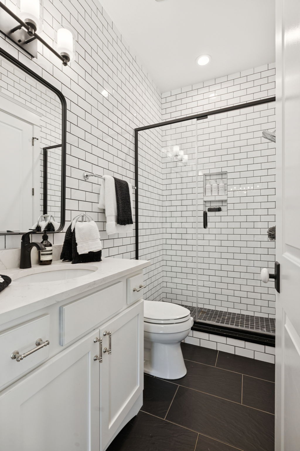 7011 Lindley Hill Ln