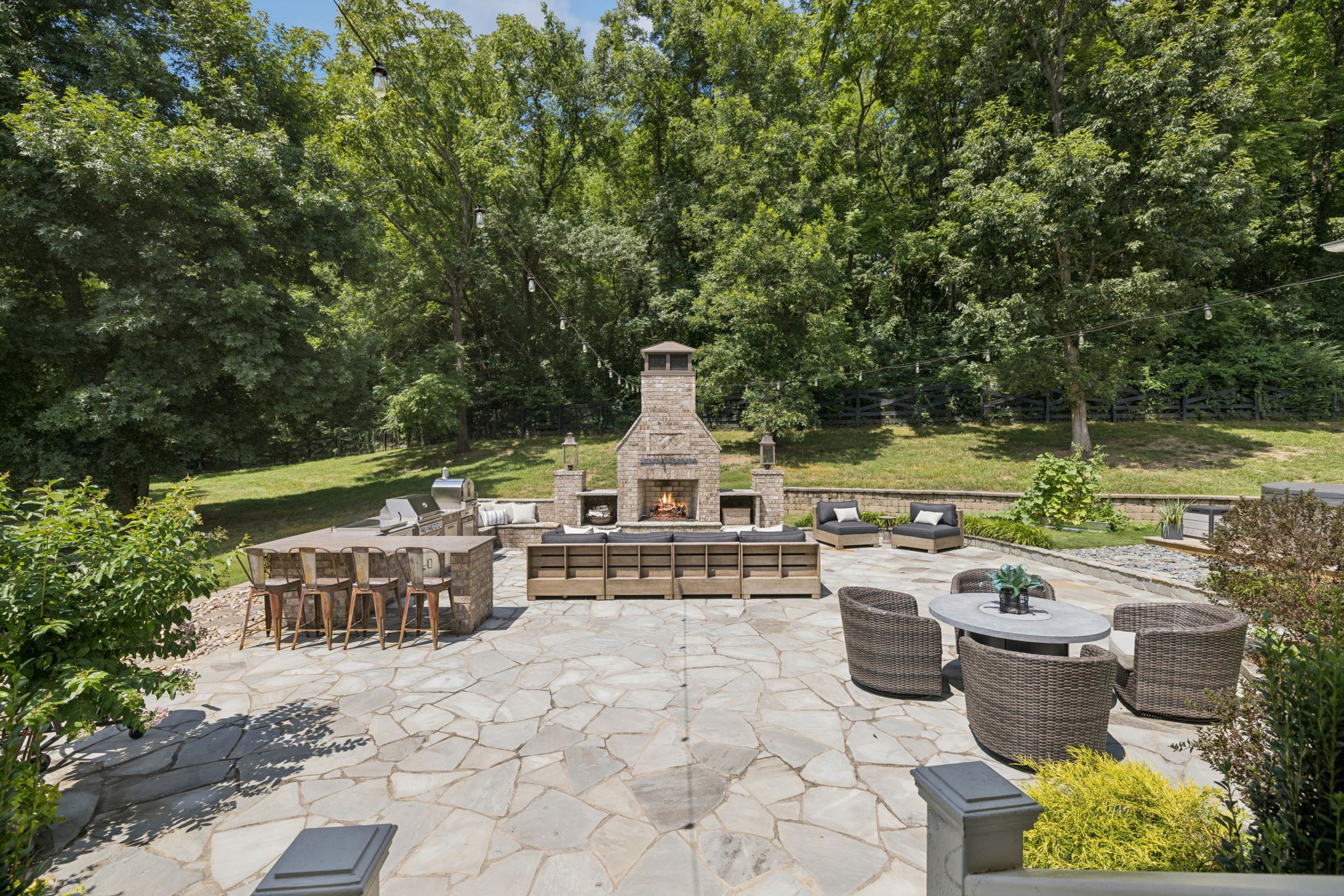 7011 Lindley Hill Ln