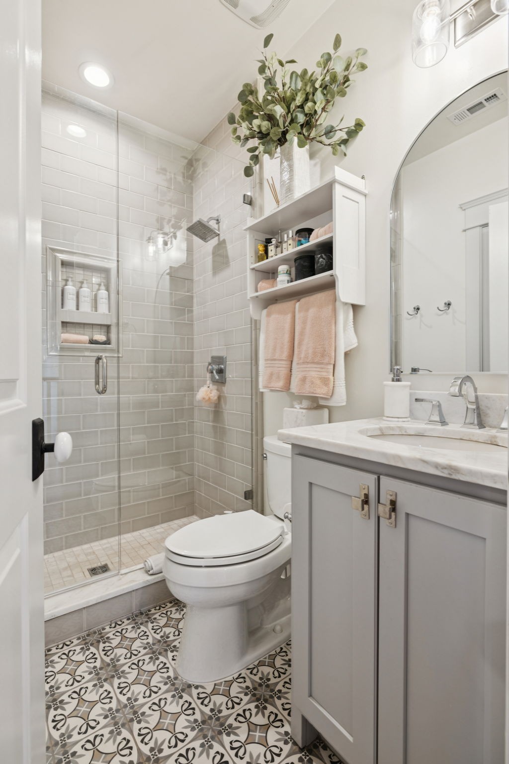 7011 Lindley Hill Ln