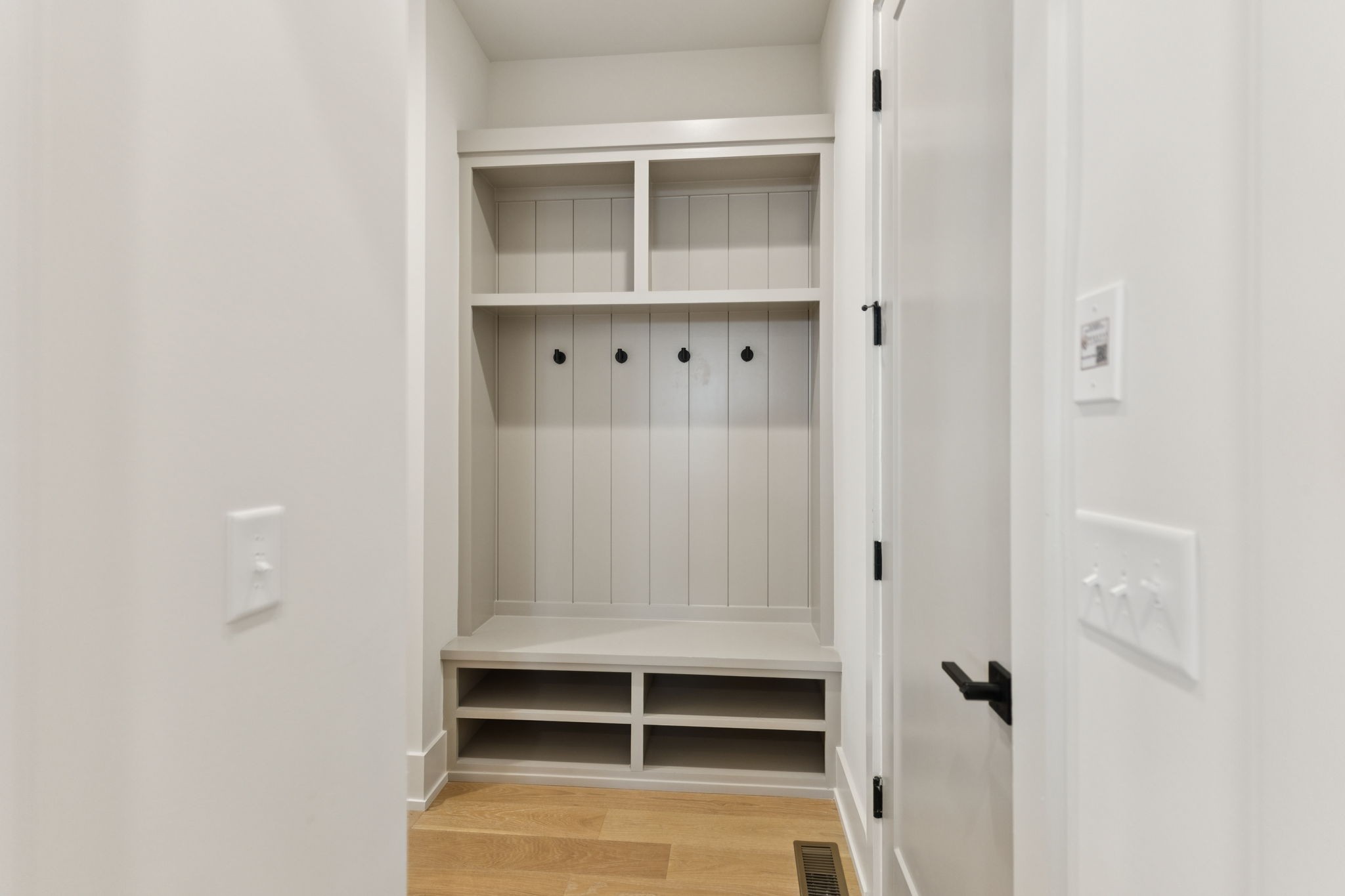 2935 Avenue Downs Dr