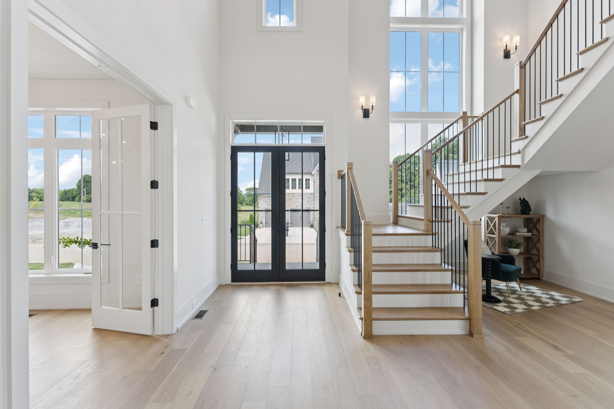 2935 Avenue Downs Dr