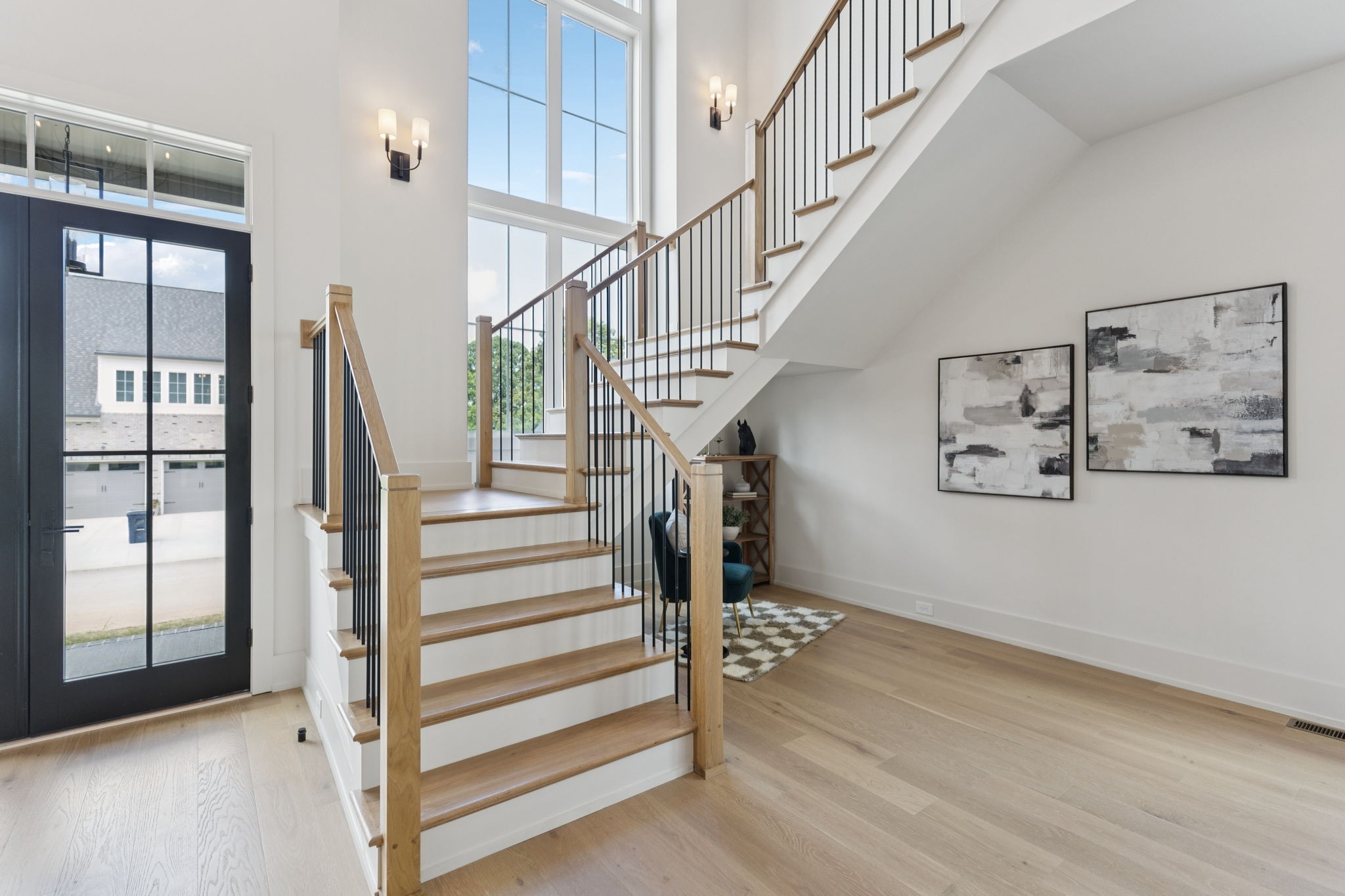 2935 Avenue Downs Dr