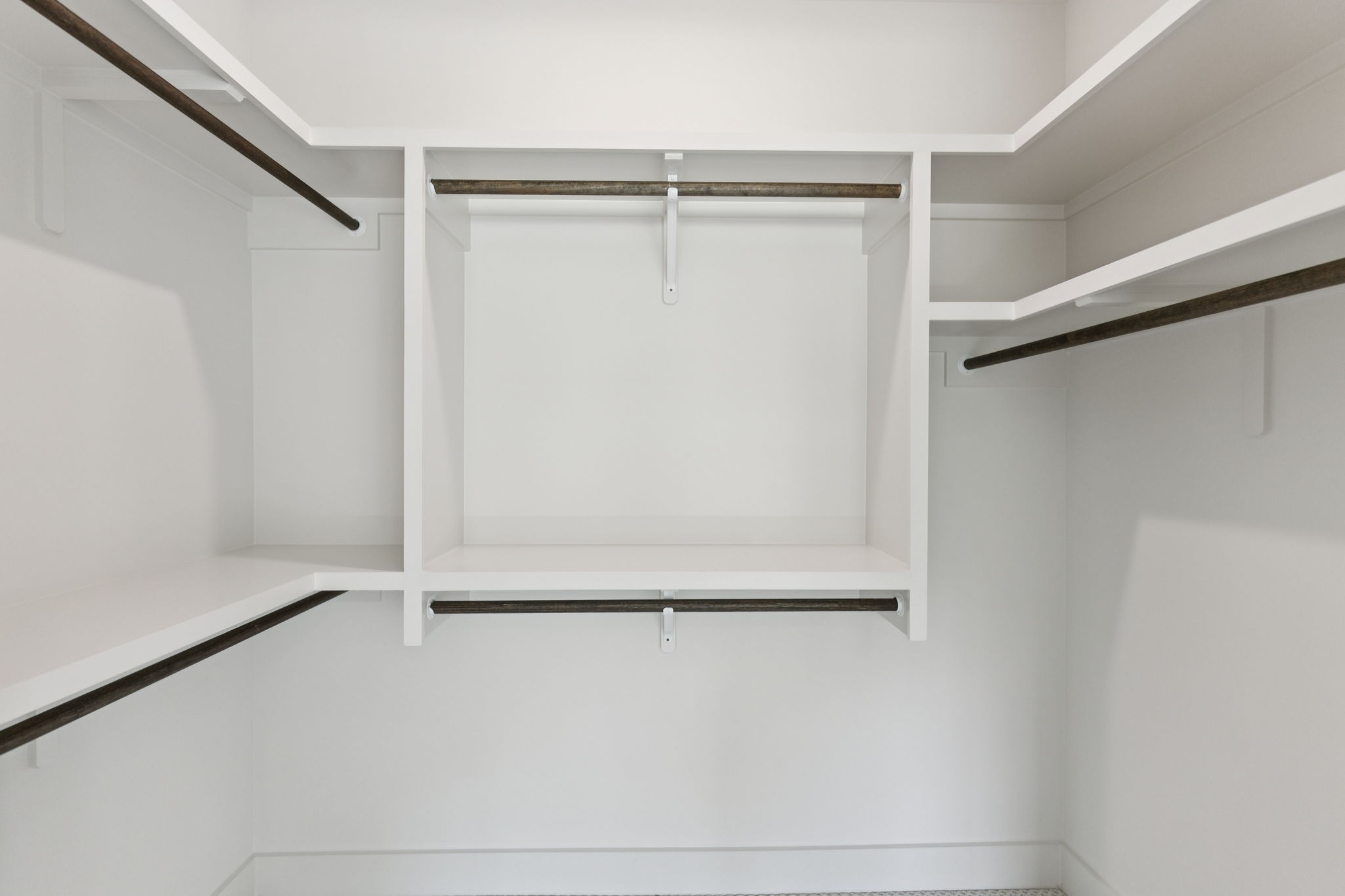 2935 Avenue Downs Dr