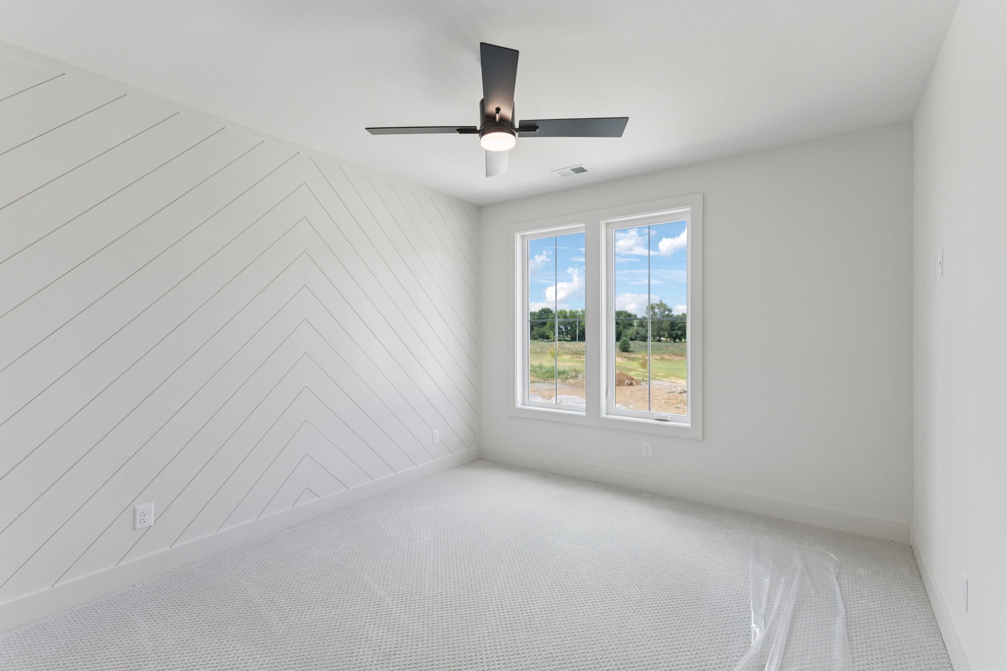 2935 Avenue Downs Dr