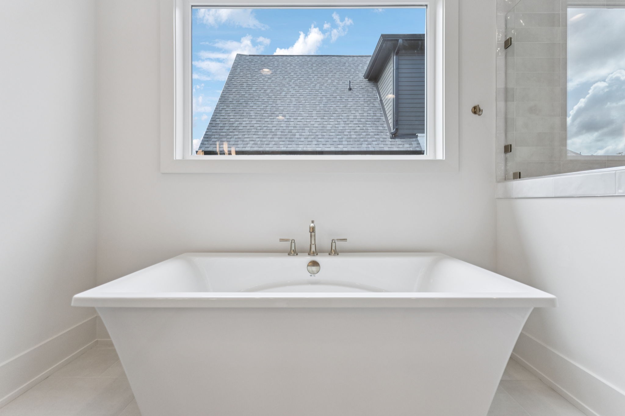 2935 Avenue Downs Dr