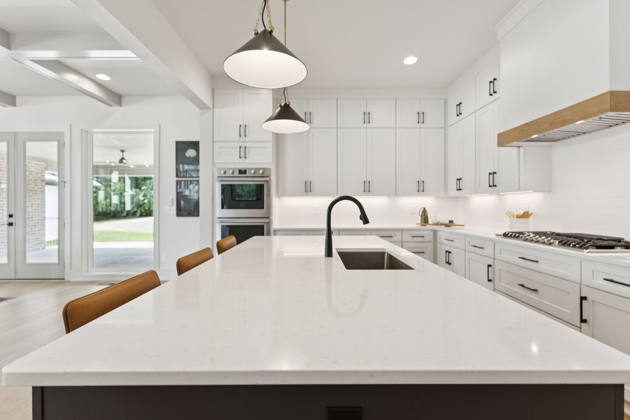 2935 Avenue Downs Dr