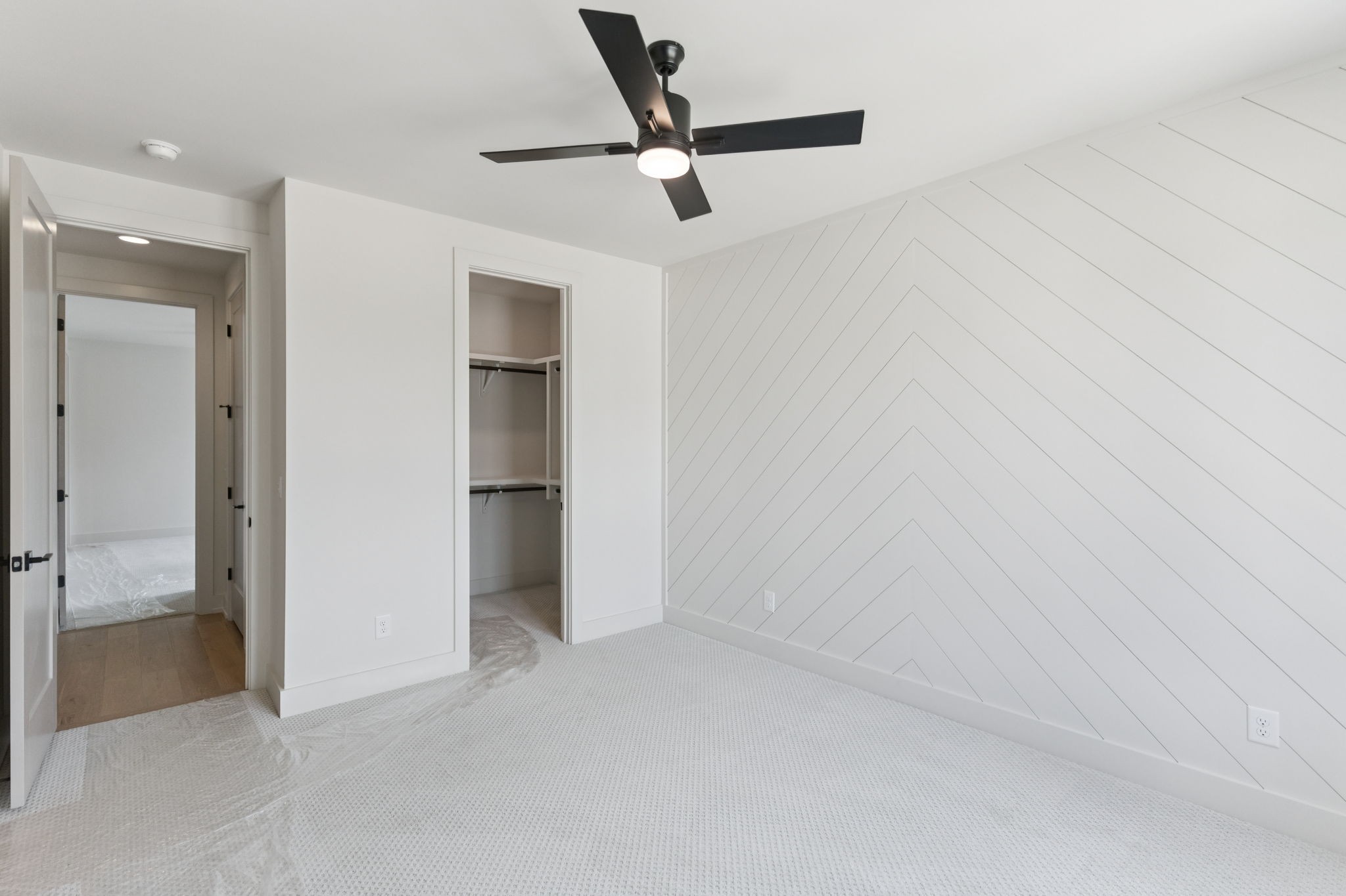 2935 Avenue Downs Dr