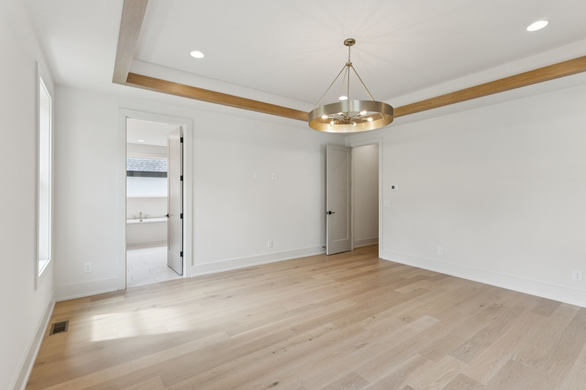 2935 Avenue Downs Dr